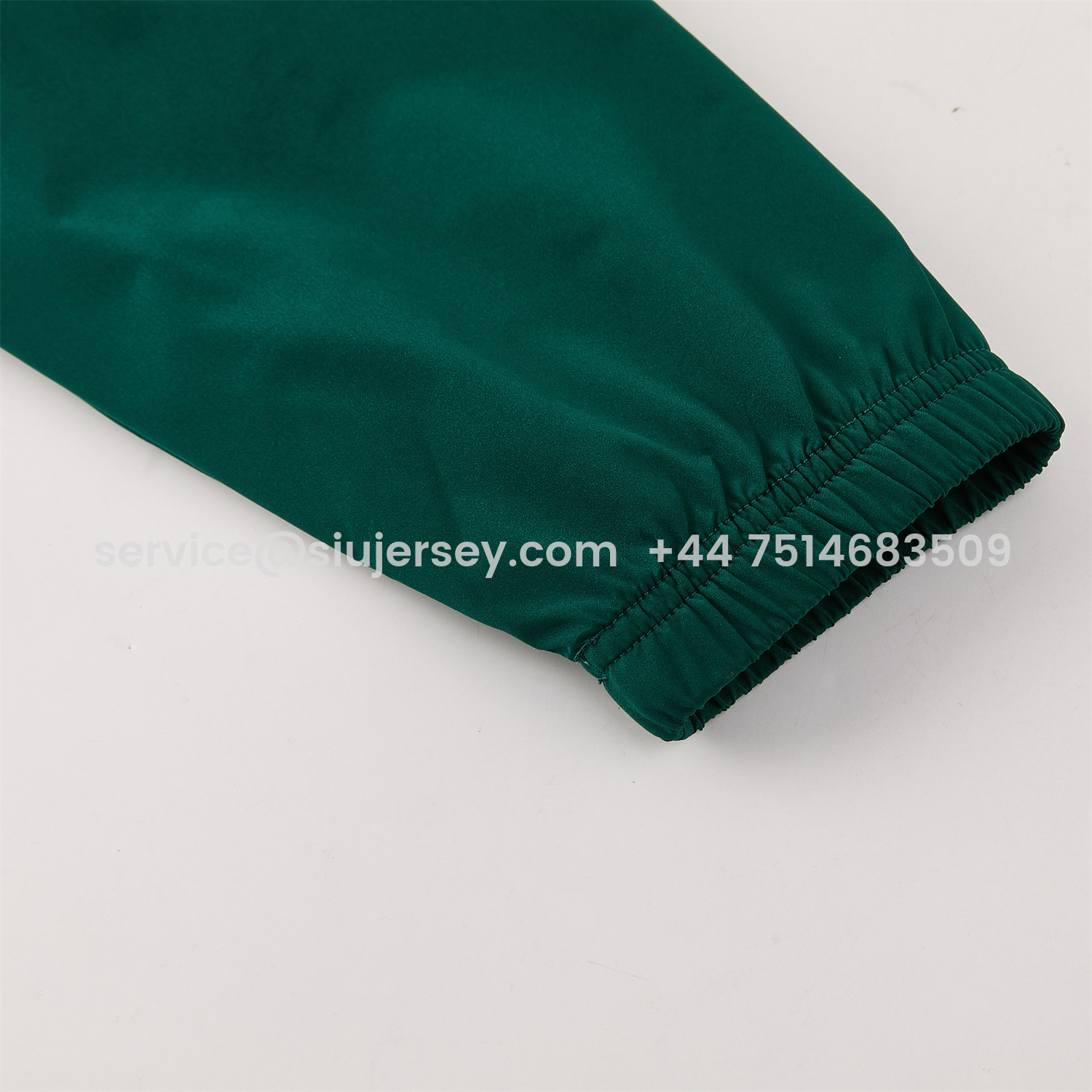 SIUjerseys-Italy 2026 Hooded Windbreaker Training Set - White Top & Green Pants