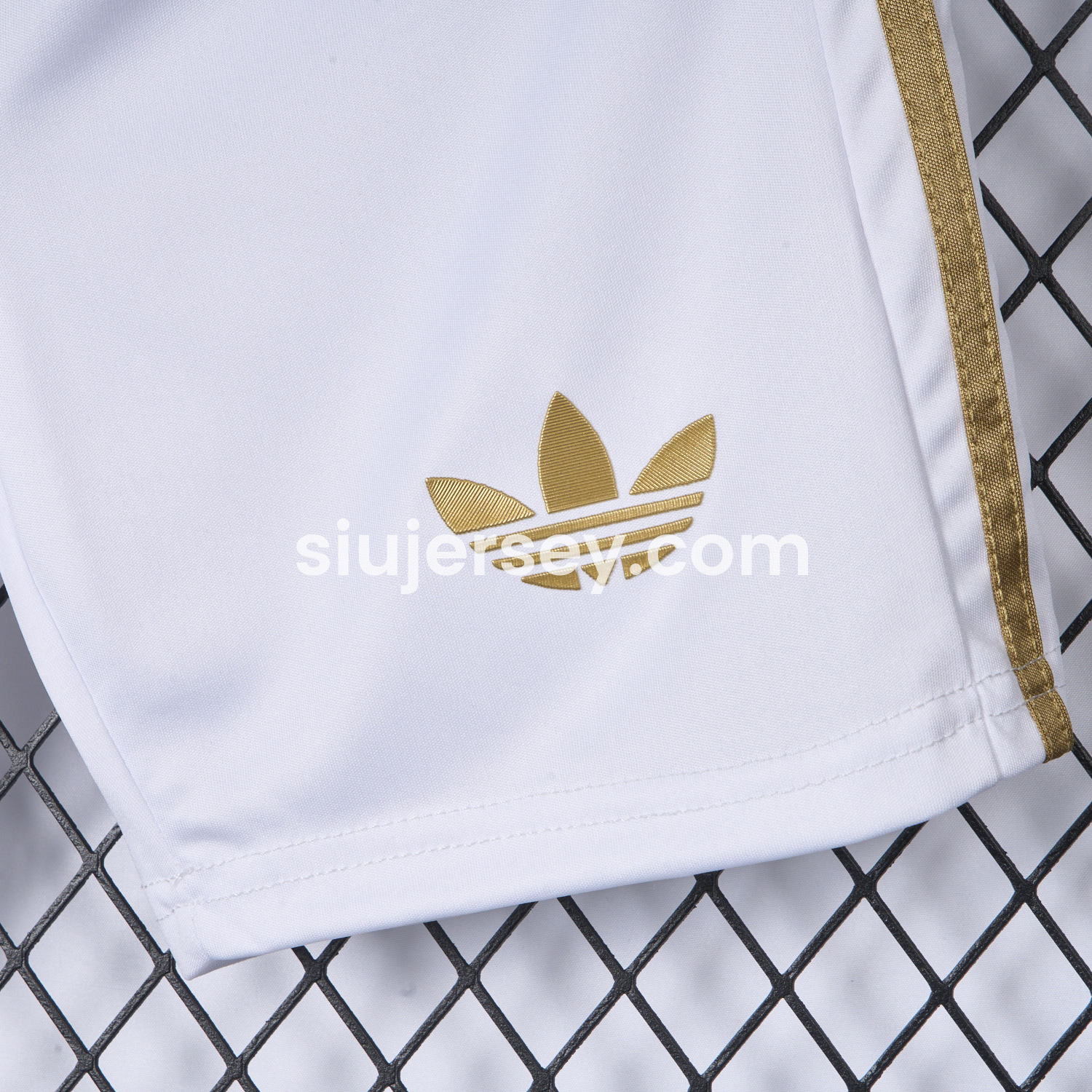 SIUjerseys-Bayern Munich 2025 White 125th Anniversary Shorts - Fans Version