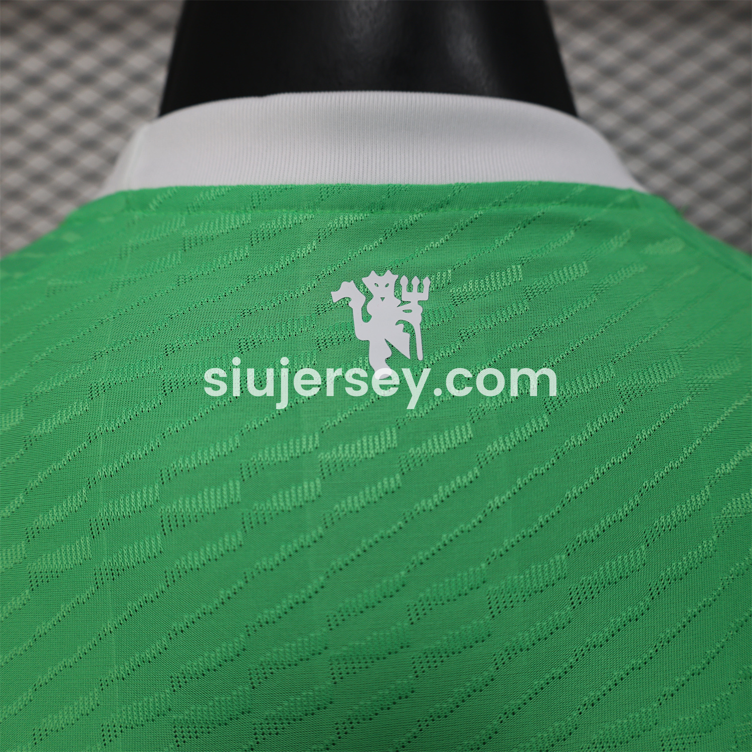 SIUjerseys-Manchester United 25-26 Trefoil Green Goalkeeper Jersey - Player Version