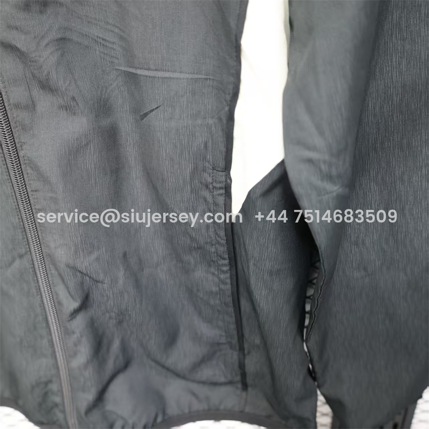 SIUjerseys-Liver.pool 25-26 Black Windbreaker Jacket - Deep Green