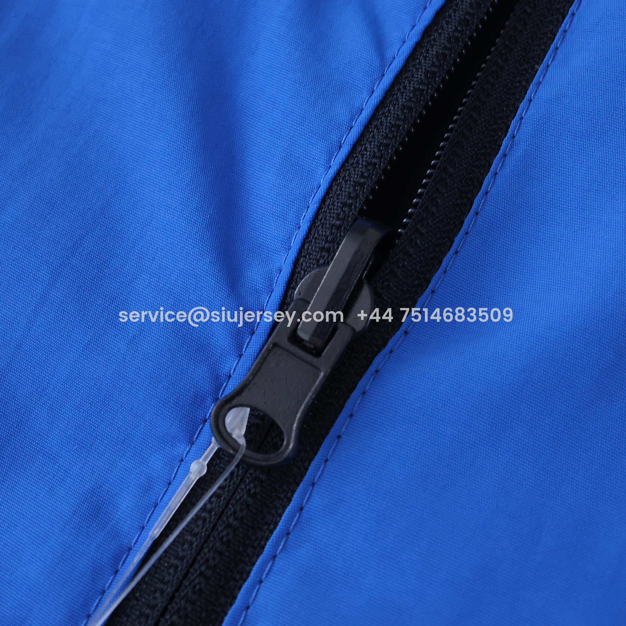 SIUjerseys-Club América 25-26 Throwback Double Sided Reversible Windbreaker - Blue & Black