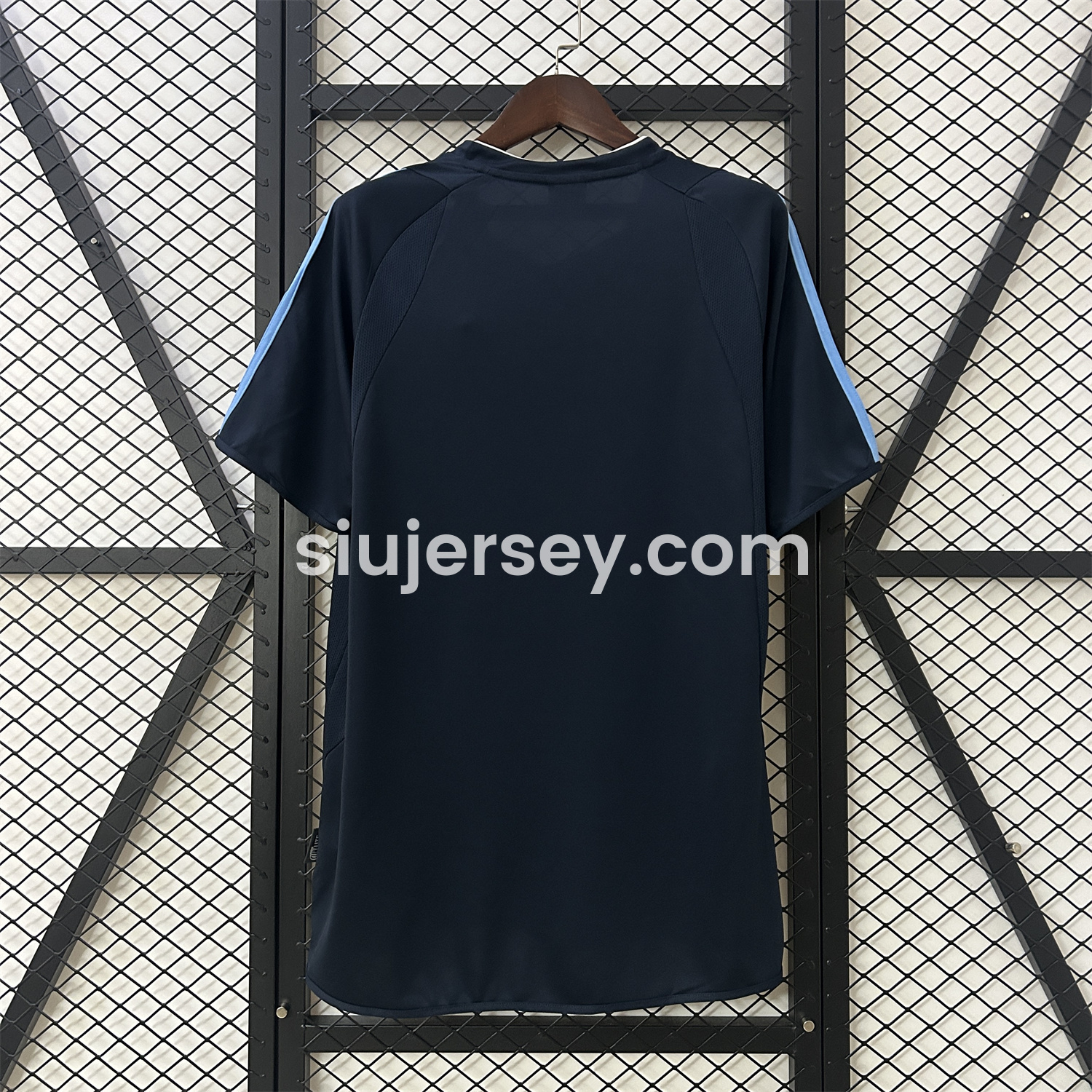 SIUjerseys-Retro Real Madrid 2003-04 Away Jersey