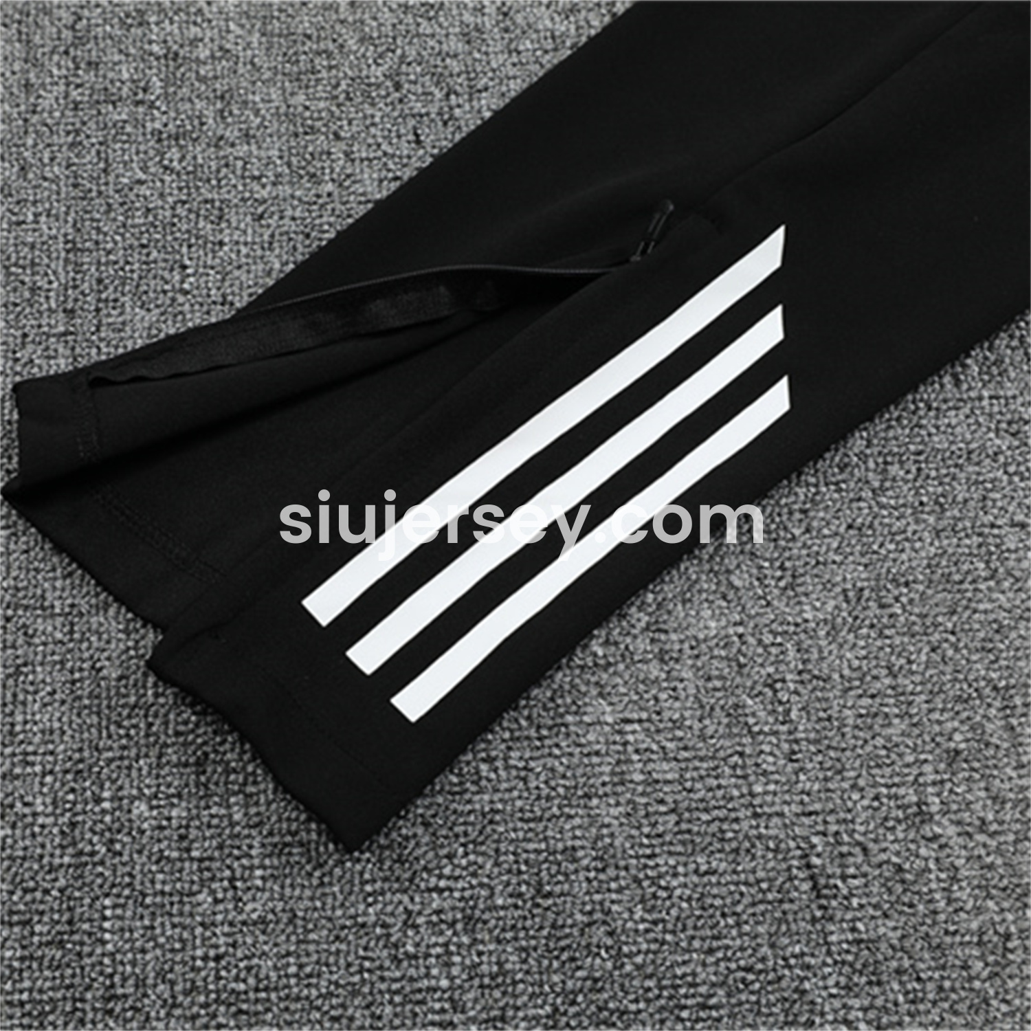 SIUjerseys-Real Madrid 25-26 Long Sleeves Training Set - Black Top & Black Pants