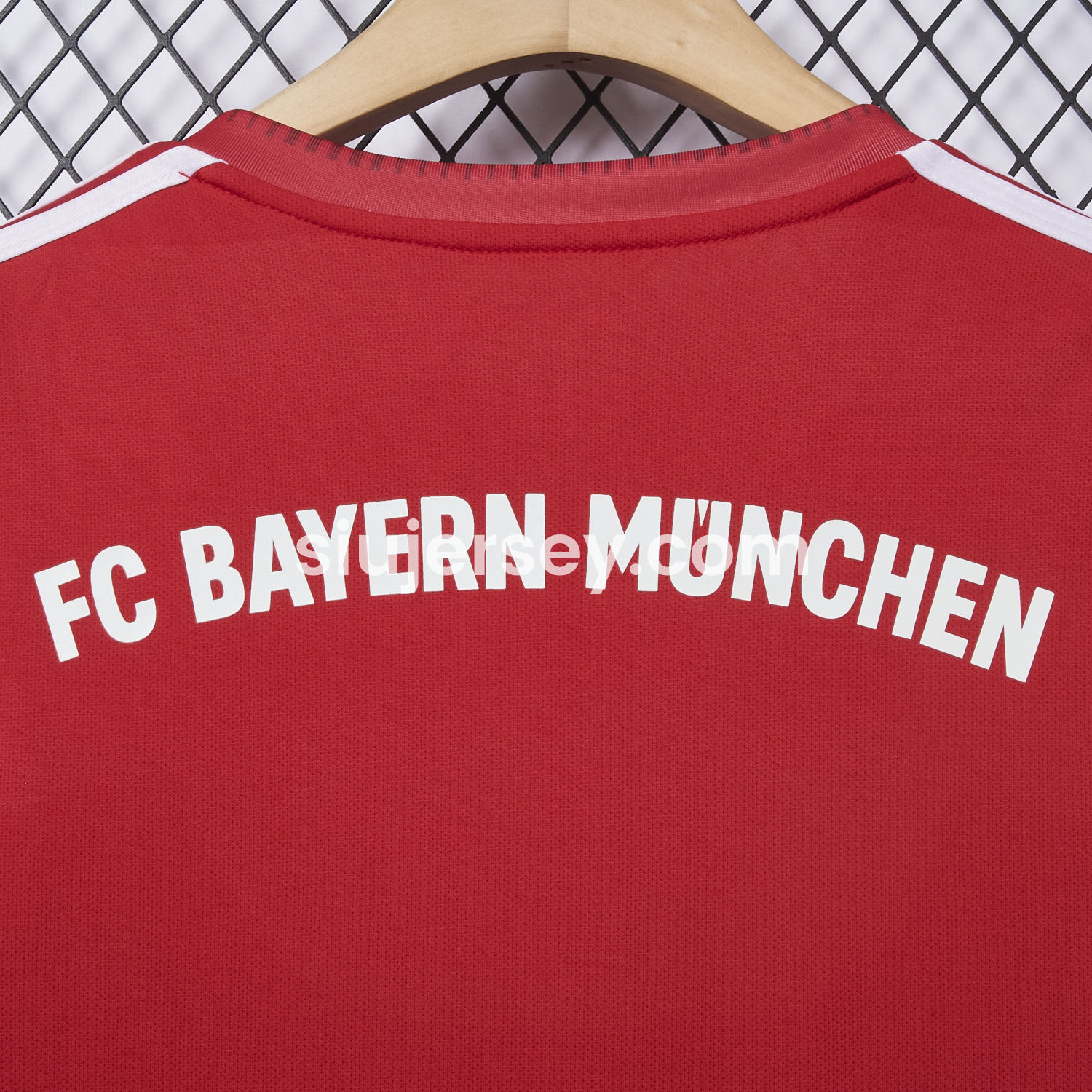 SIUjerseys-Retro Bayern Munich 2018-19 Home Jersey