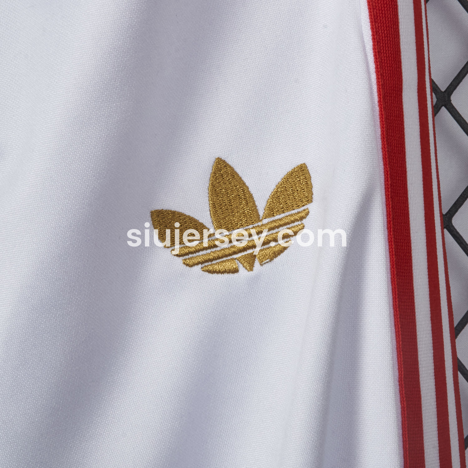 SIUjerseys-Bayern Munich 2025 125th Anniversary 1/4-Zip Long Sleeves Training Set - White