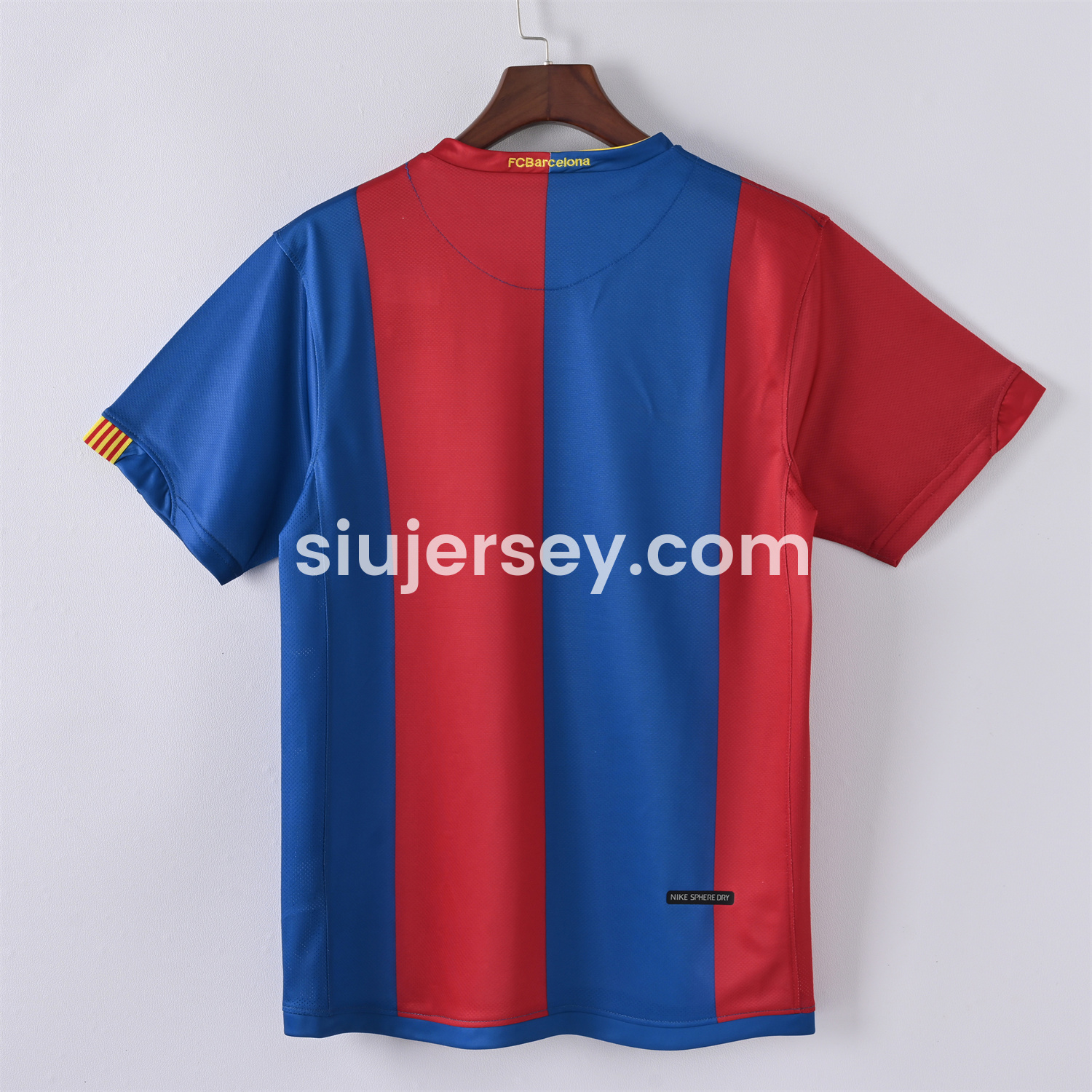 SIUjerseys-Retro Barcelona 06-07 Home Unsponsored Jersey