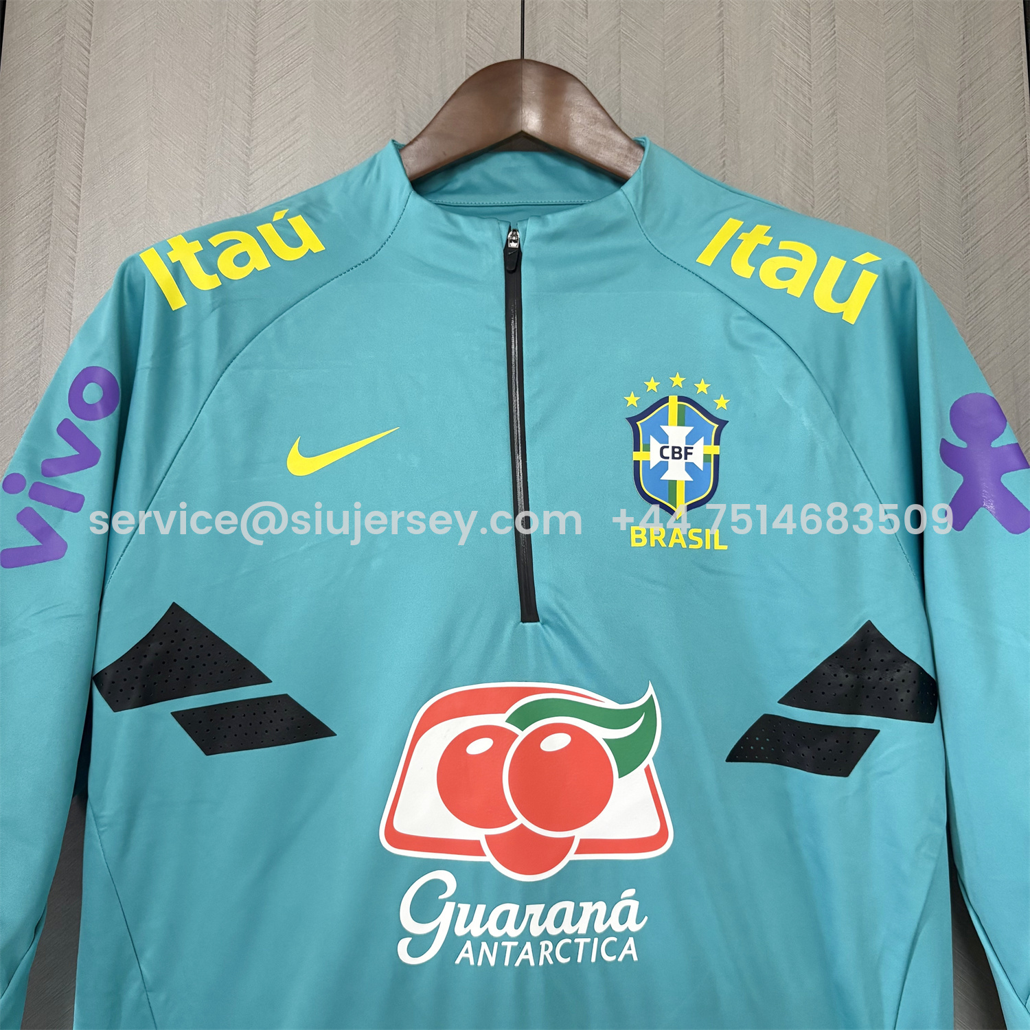 SIUjerseys-Retro Brazil 2022 Pre-Match Cyan Windbreaker