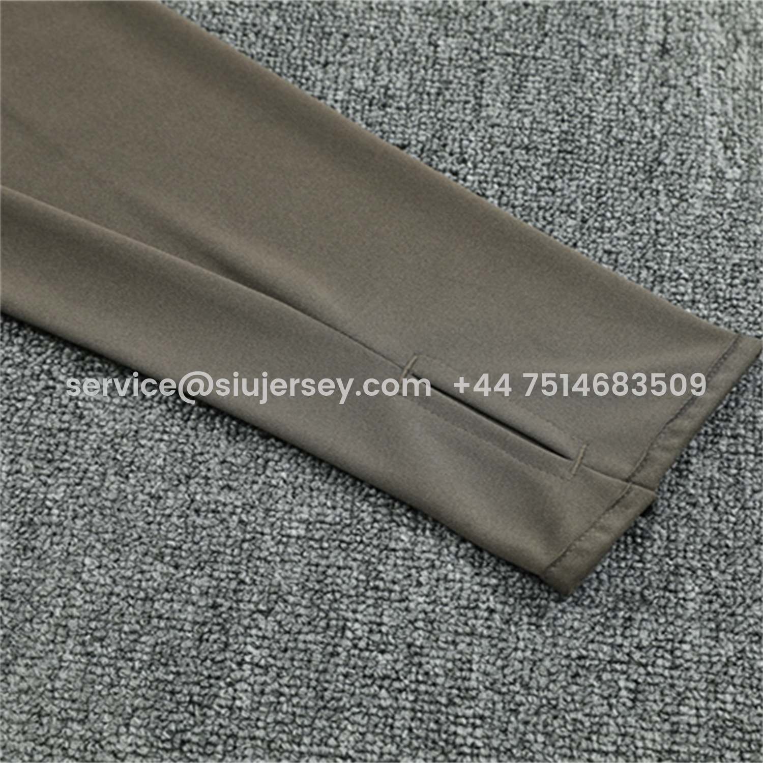 SIUjerseys-Real Madrid 25-26 Long Sleeve Training Set - Player Version - Khaki Top and Khaki Pants