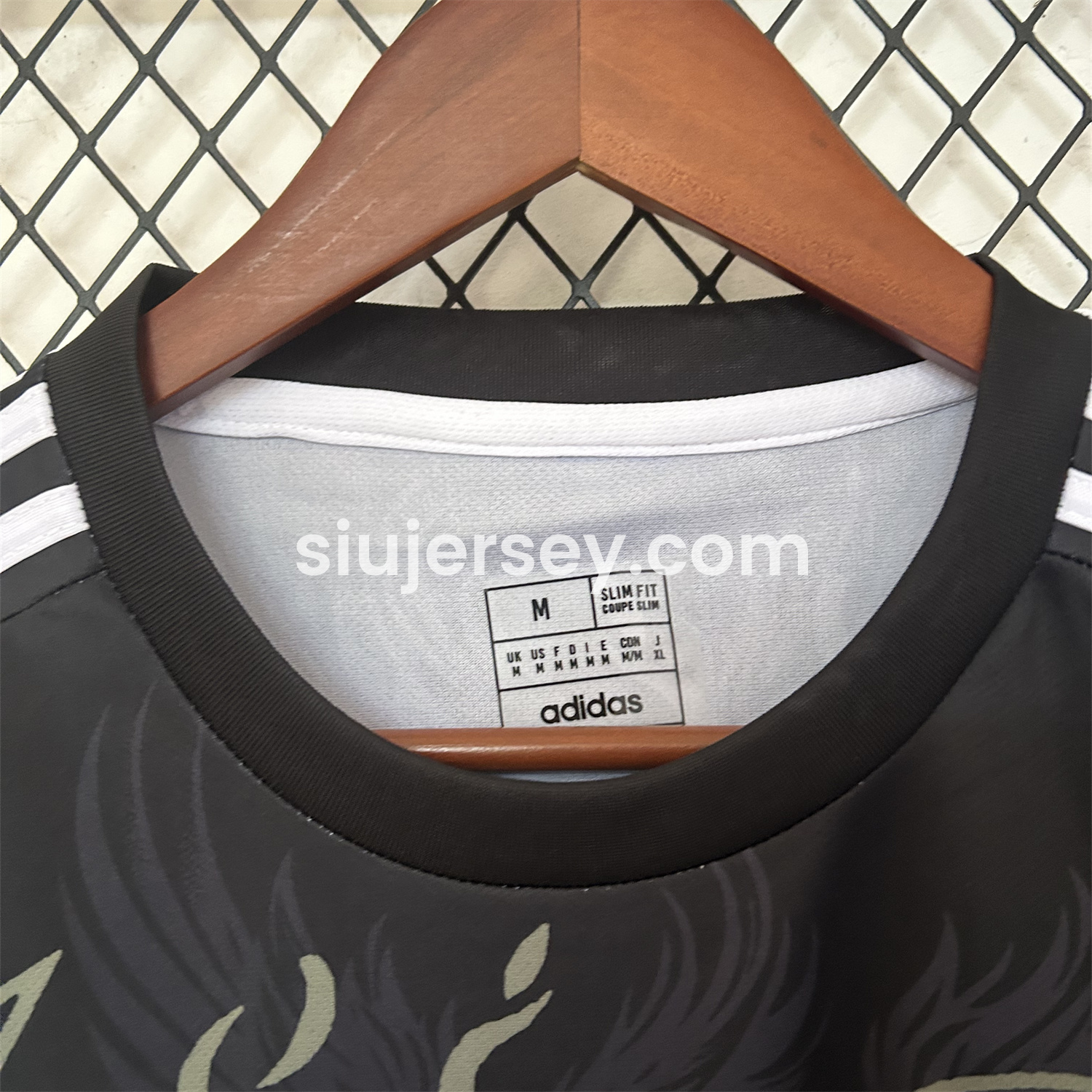 SIUjerseys-Liver.pool 25-26 Gray Green Liver.pool Bird Black Jersey - Fans Version