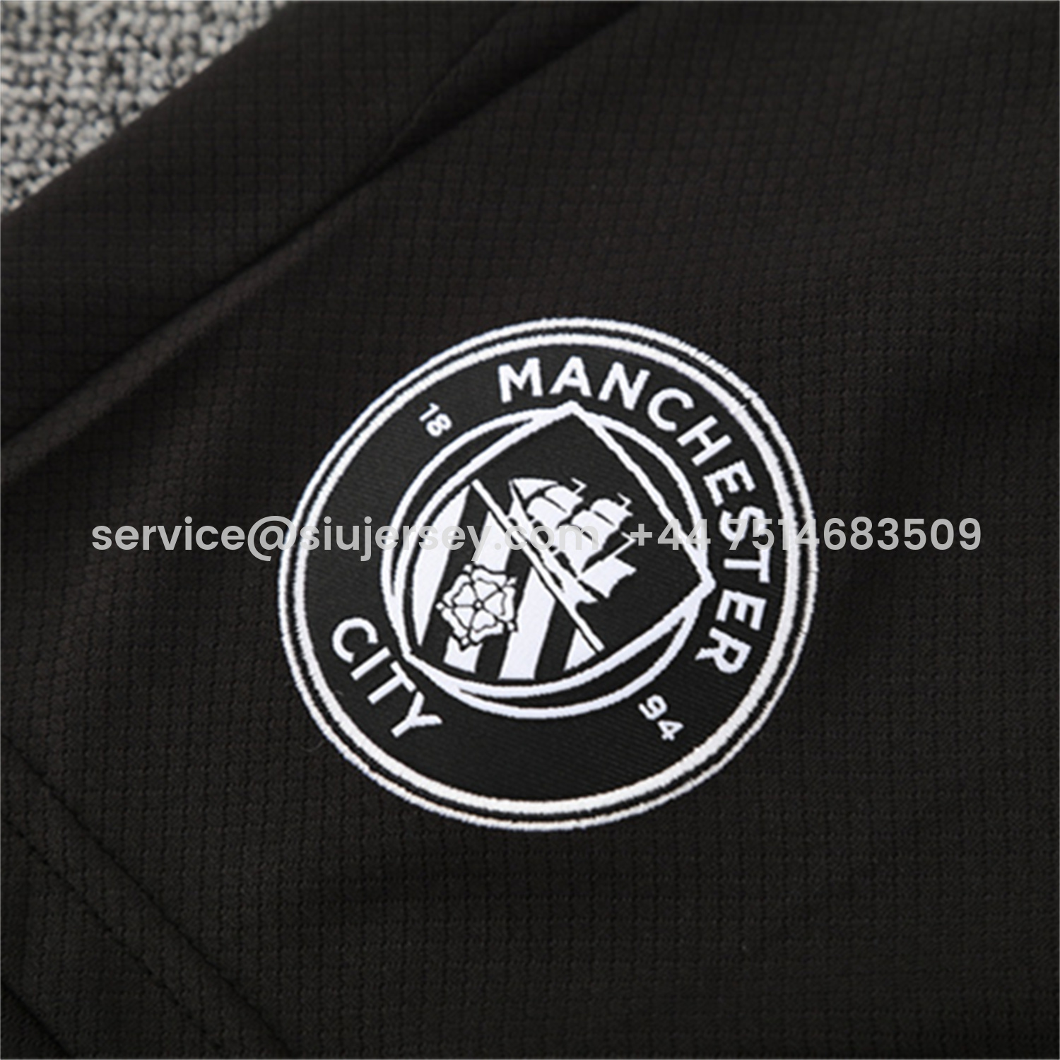 SIUjerseys-Manchester City 25-26 Kids Short-Sleeve Training Set - Black Top & Black Shorts