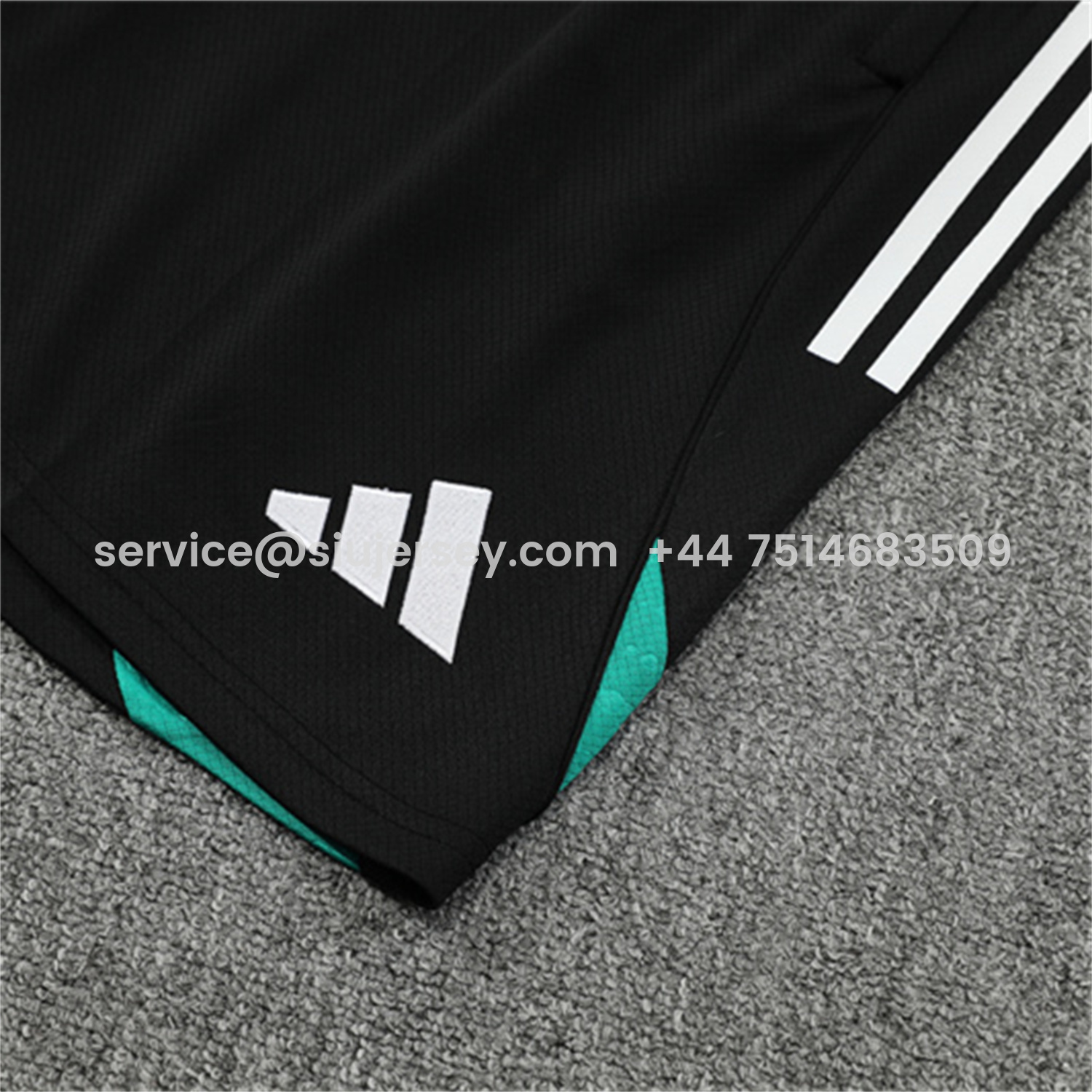 SIUjerseys-Liver.pool 25-26 Short-Sleeve Training Set - Green Top & Black Shorts