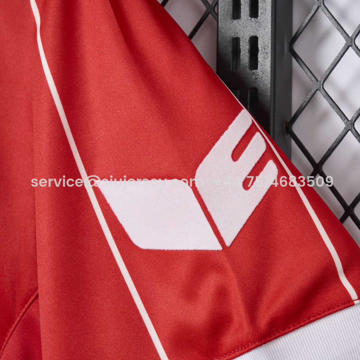 SIUjerseys-Retro 1. FC Köln 2017-18 European Home Jersey