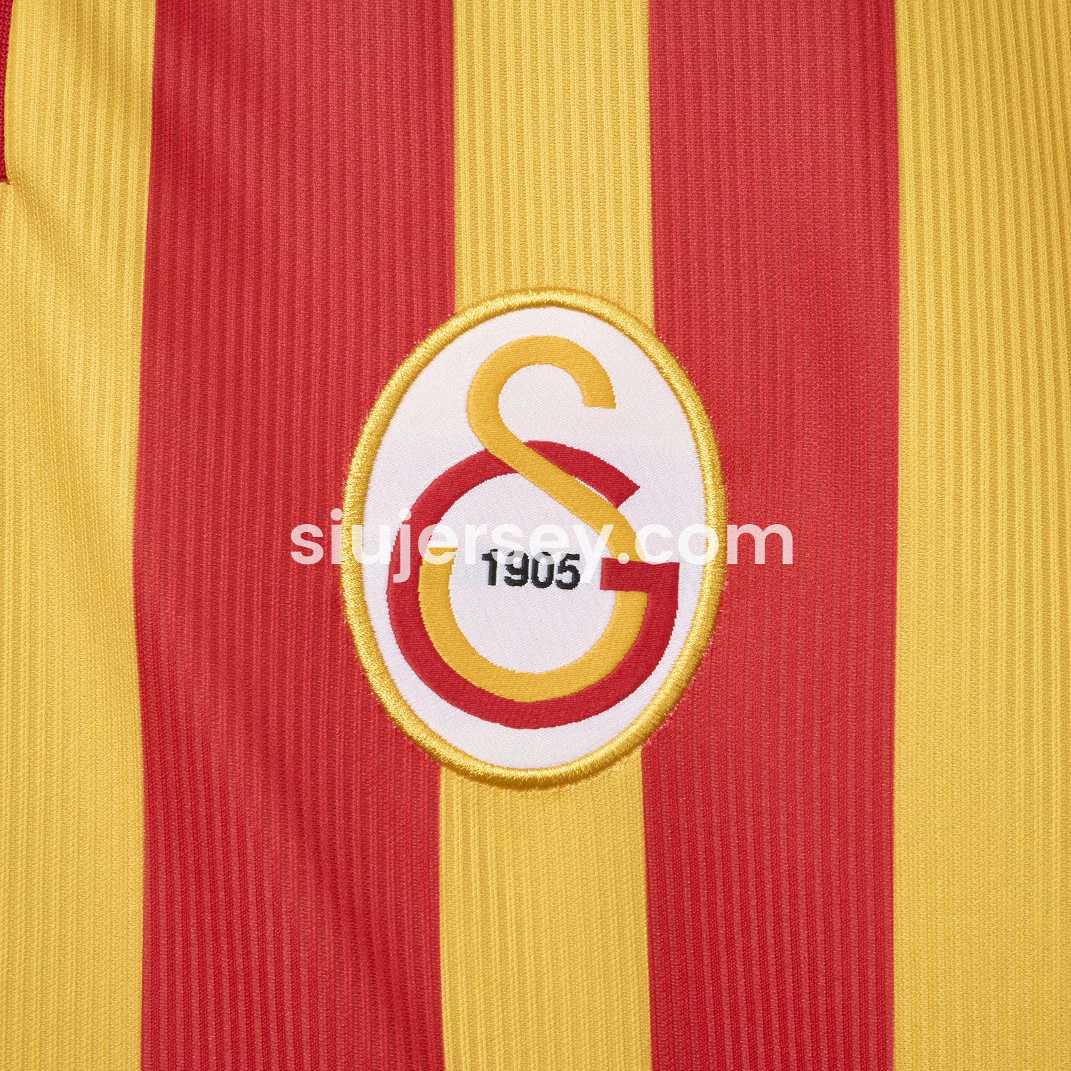 SIUjerseys-Retro Galatasaray 2000-01 Home Jersey