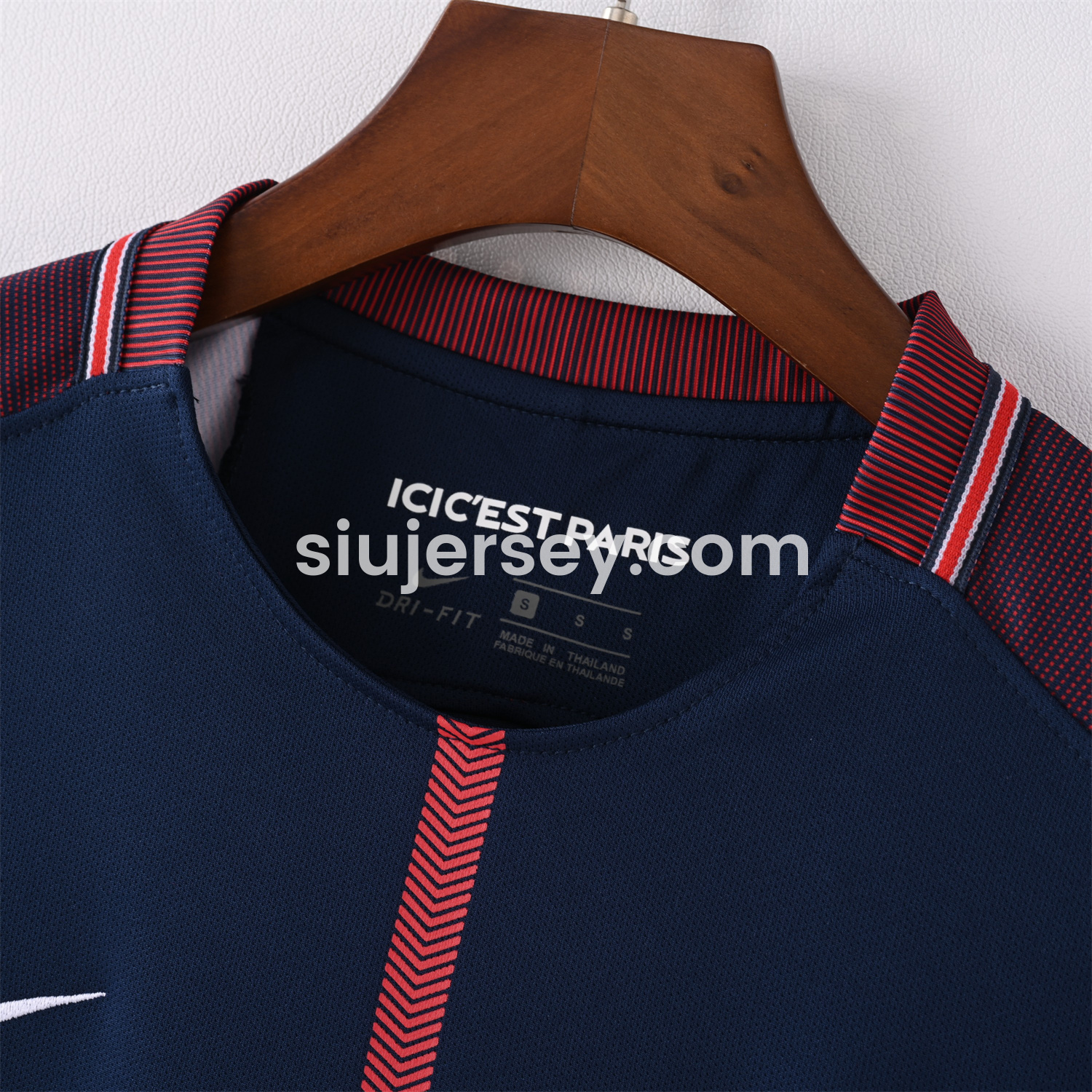 SIUjerseys-Retro Paris Saint-Germain PSG 2017-18 Home Jersey