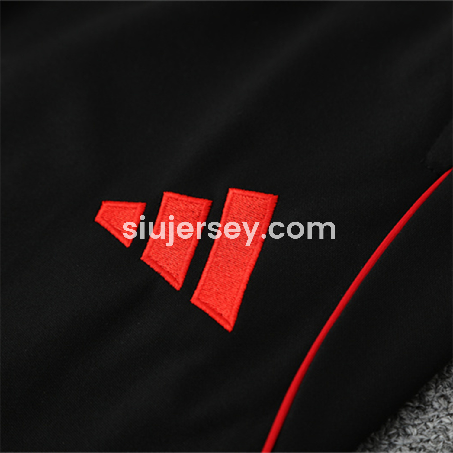 SIUjerseys-Bayern Munich 25-26 Long Sleeves Training Set - Black Top & Black Pants