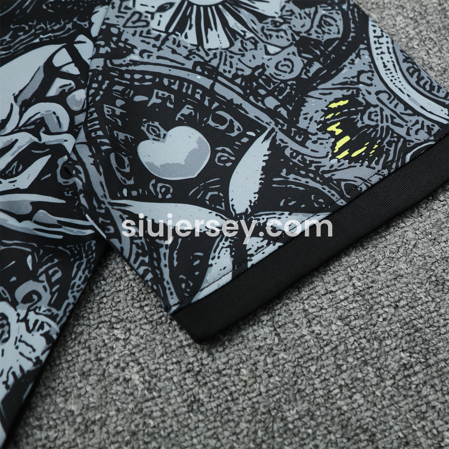 SIUjerseys-Brazil 25-26 Gray Jesus Statue Short-Sleeve Training Set - Gray Top & Black Shorts