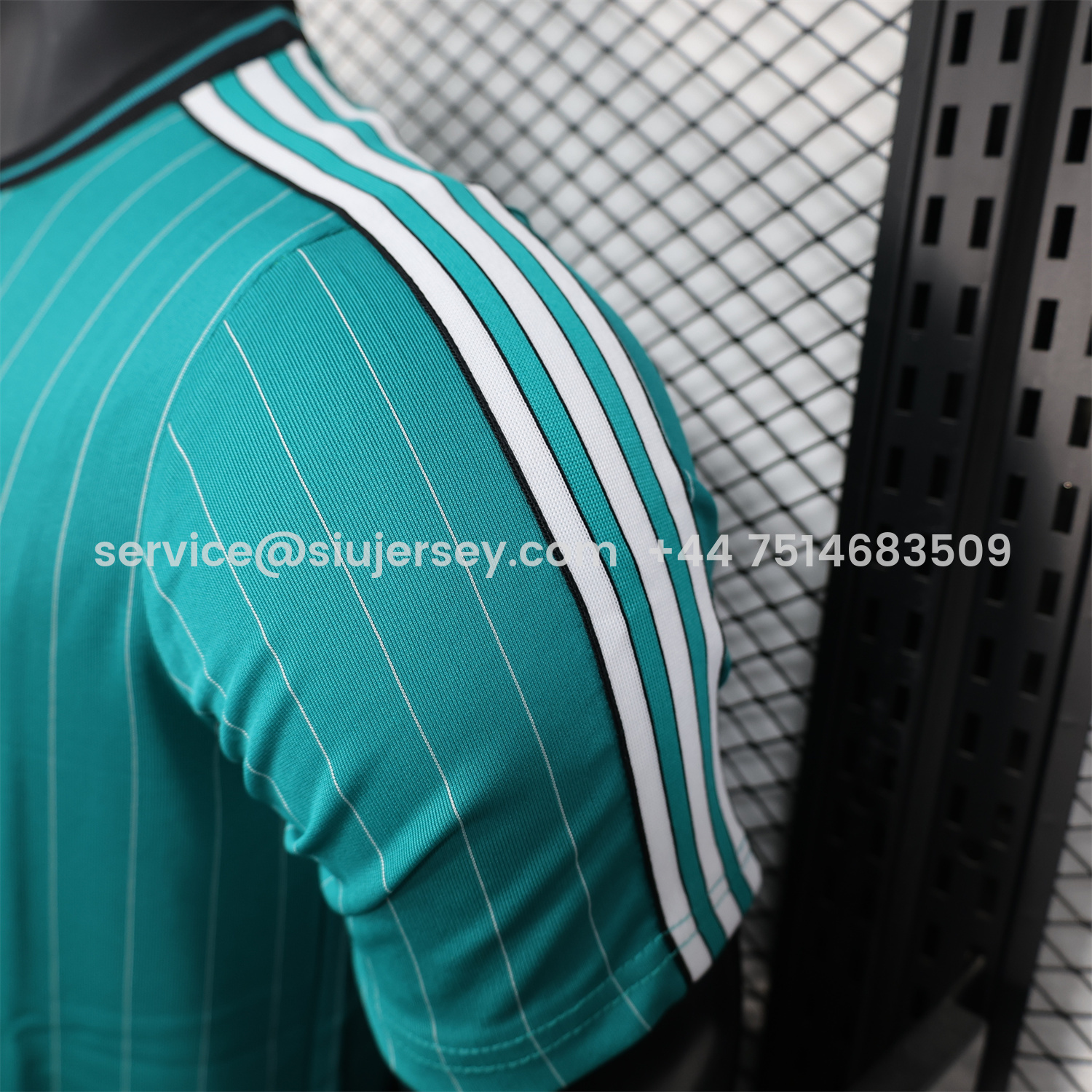 SIUjerseys-Liver.pool 25-26 Icon Range Travel Special Edition Cyan Jersey - Player Version