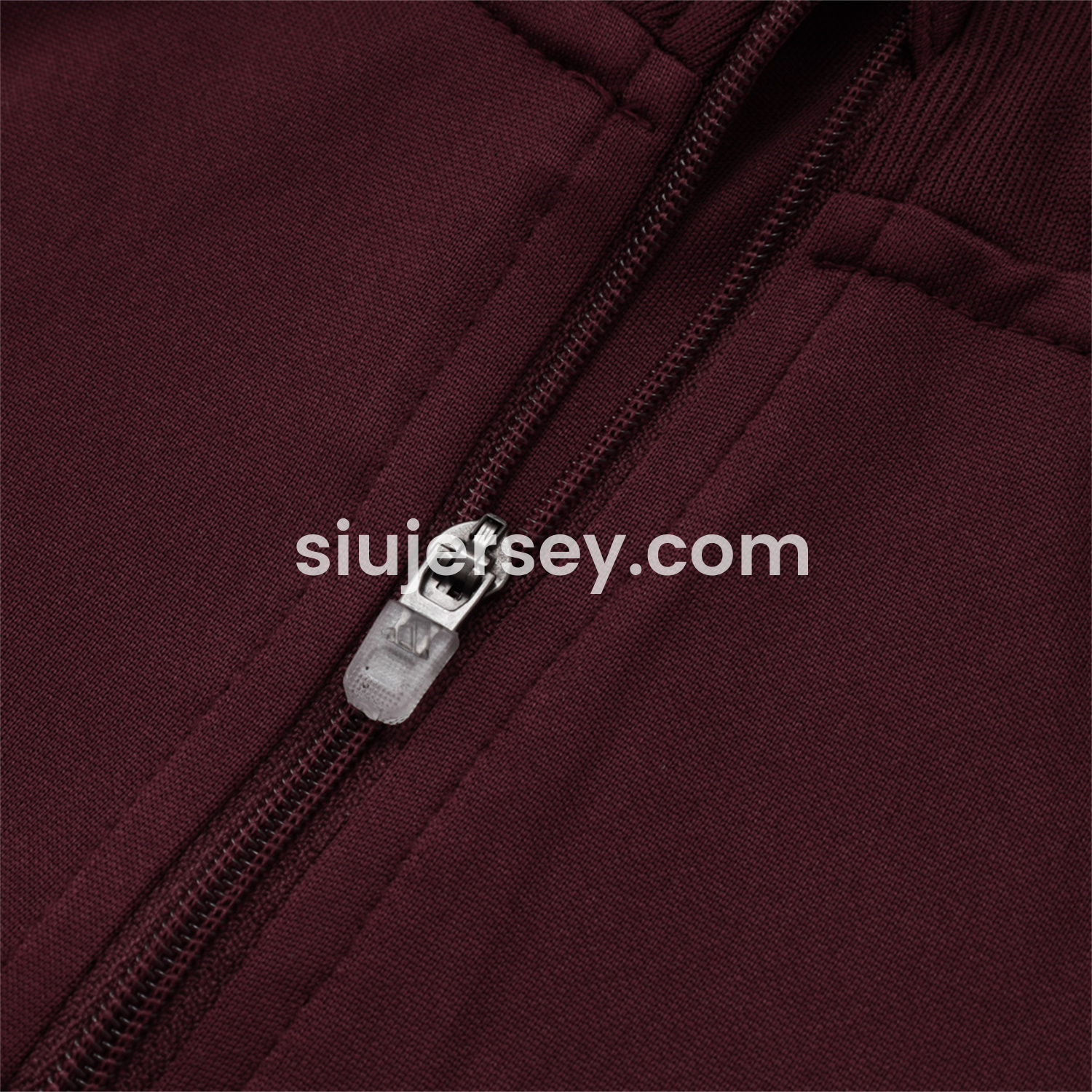 SIUjerseys-Bayern Munich 25-26 Throwback Trefoil Long Sleeves Training Set - Deep Red