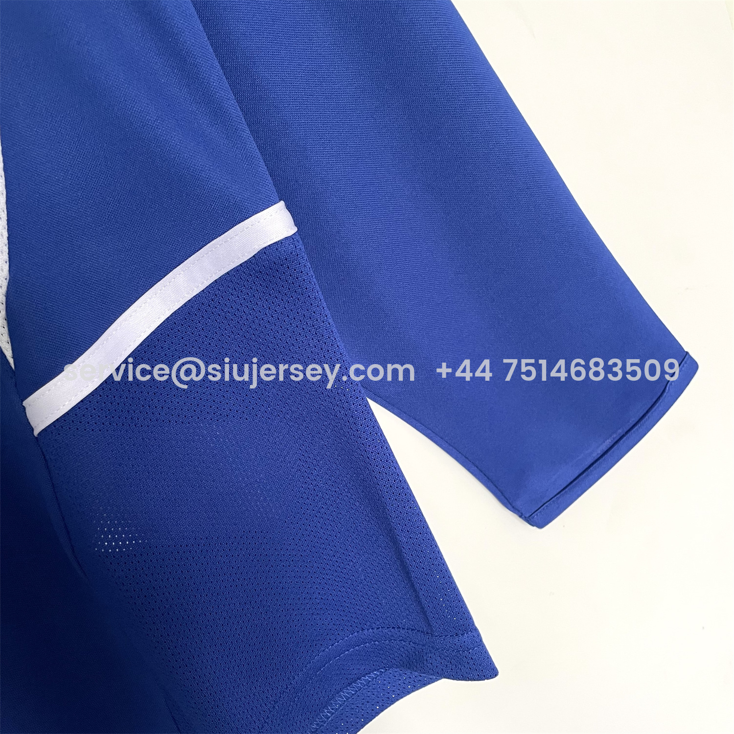 SIUjerseys-Retro Brazil 2002 Away Long Sleeves Jersey