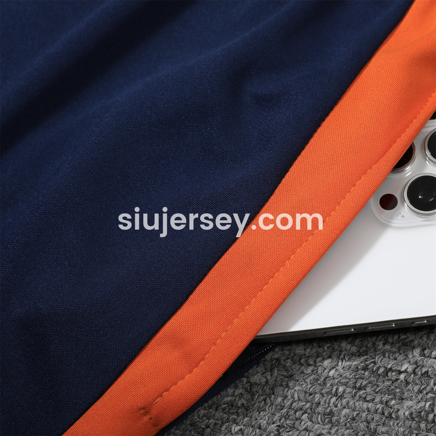 SIUjerseys-Juventus 25-26 POLO Short-Sleeve Training Set - Deep Blue Top and Pants with Orange Stripes