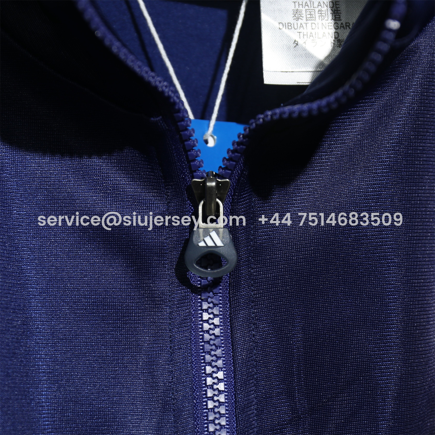 SIUjerseys-Real Madrid 25-26 Pure Color Yellow Lines Training Set - Dark Blue Top and Dark Blue Pants