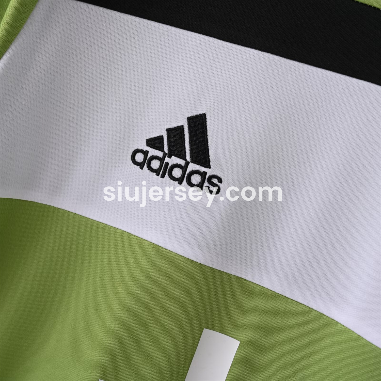 SIUjerseys-Retro Juventus 2017-18 Third Jersey