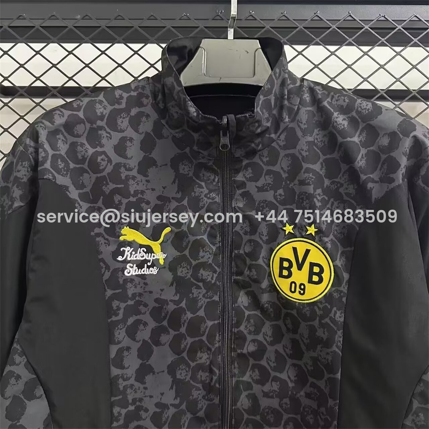 SIUjerseys-Dortmund 25-26 Black and Gray Double-Sided Training Windbreaker Jacket