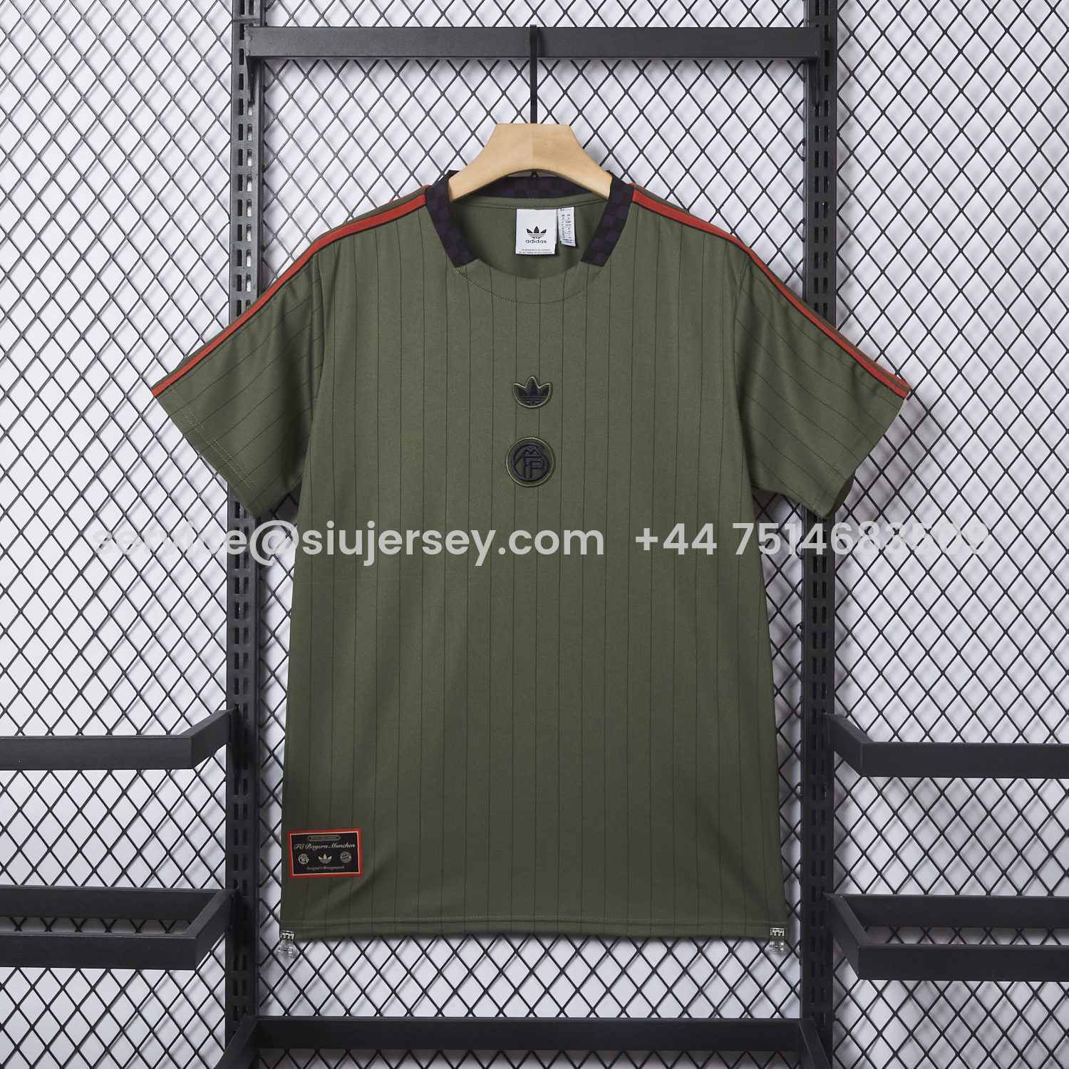 SIUjerseys-Bayern Munich 25-26 Trefoil Green Travel Jersey - Fans Version