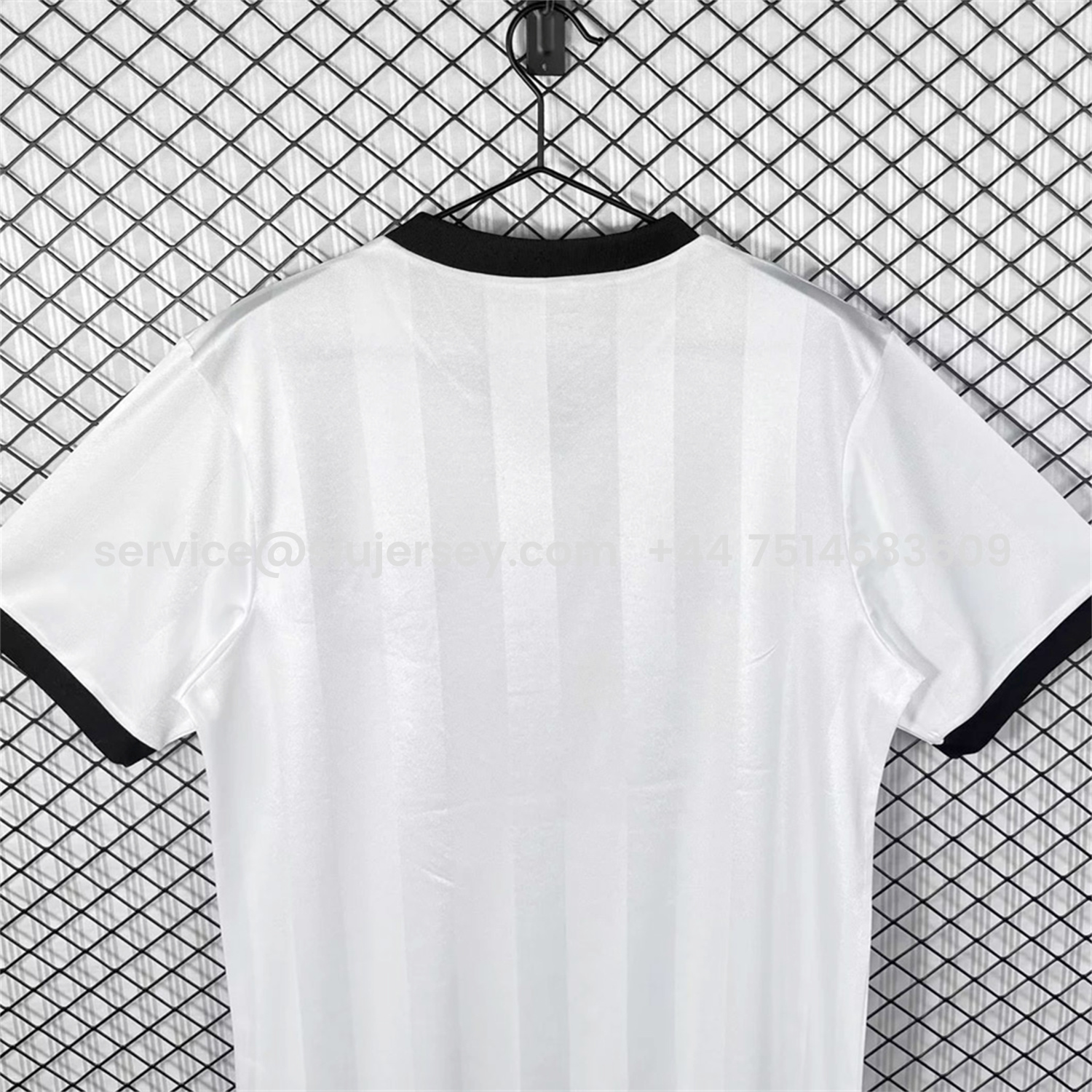 SIUjerseys-Retro Wolverhampton Wanderers Wolves 1986-88 Away Jersey