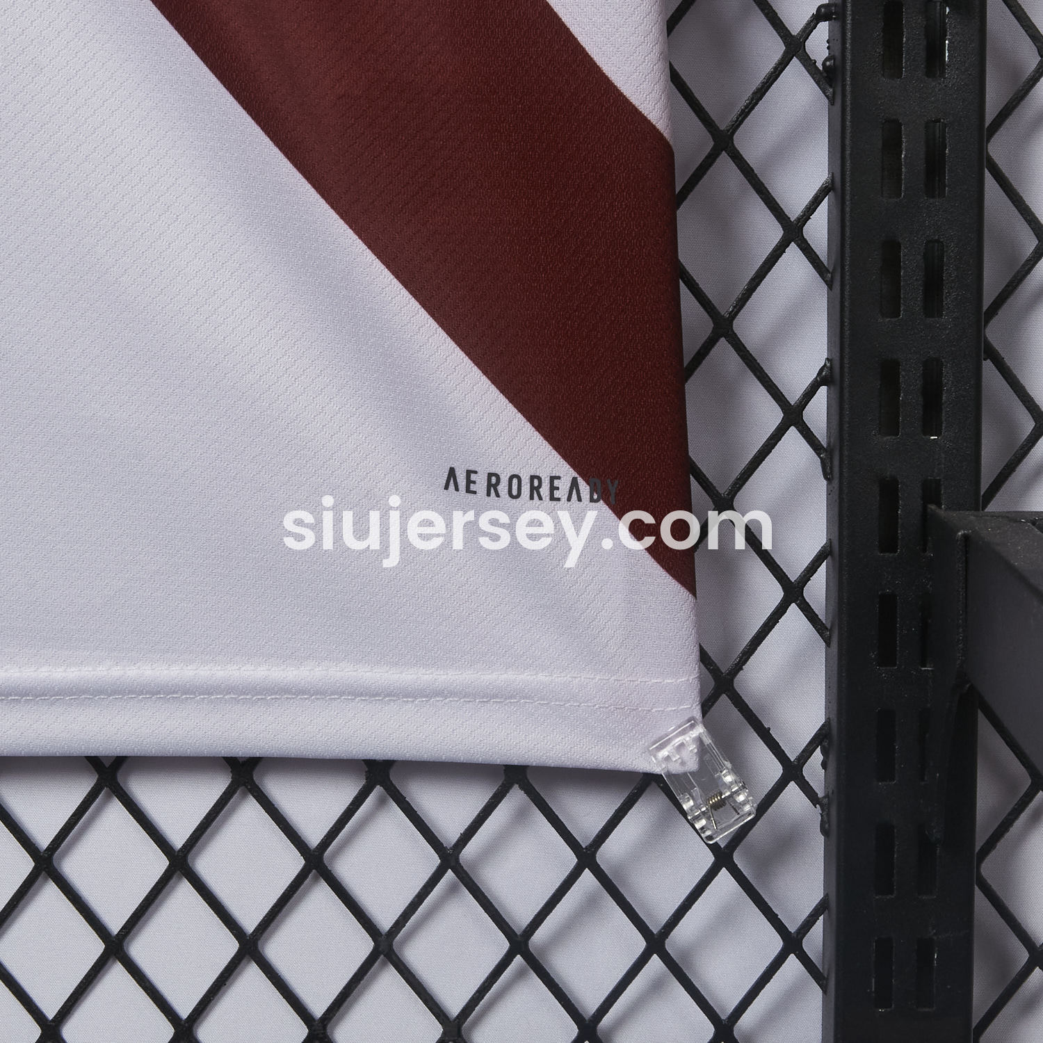 SIUjerseys-Bayern Munich 25-26 Throwback Trefoil Red Stripe White Special Jersey - Fans Version