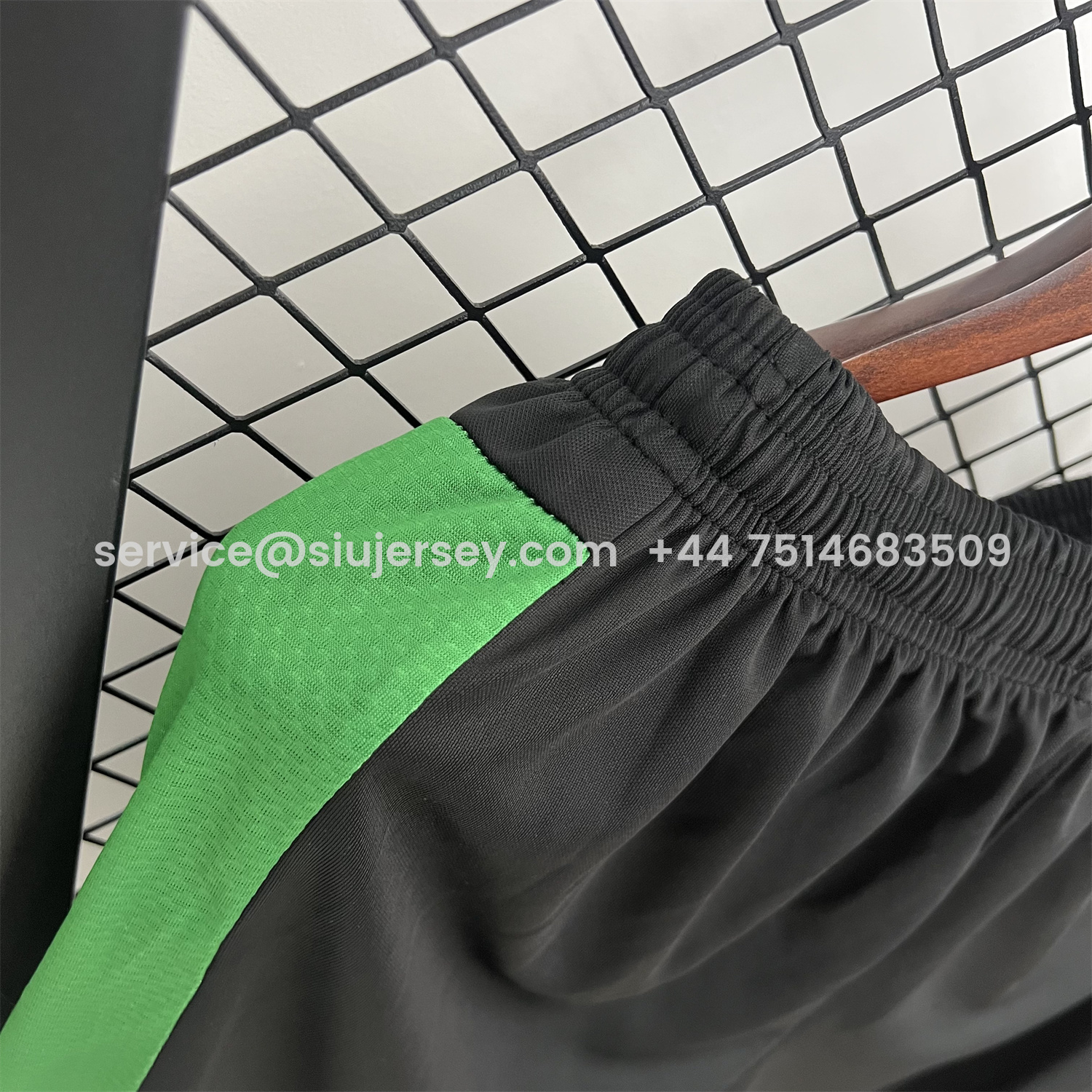 SIUjerseys-Real Betis 25-26 Home Shorts - Fans Version