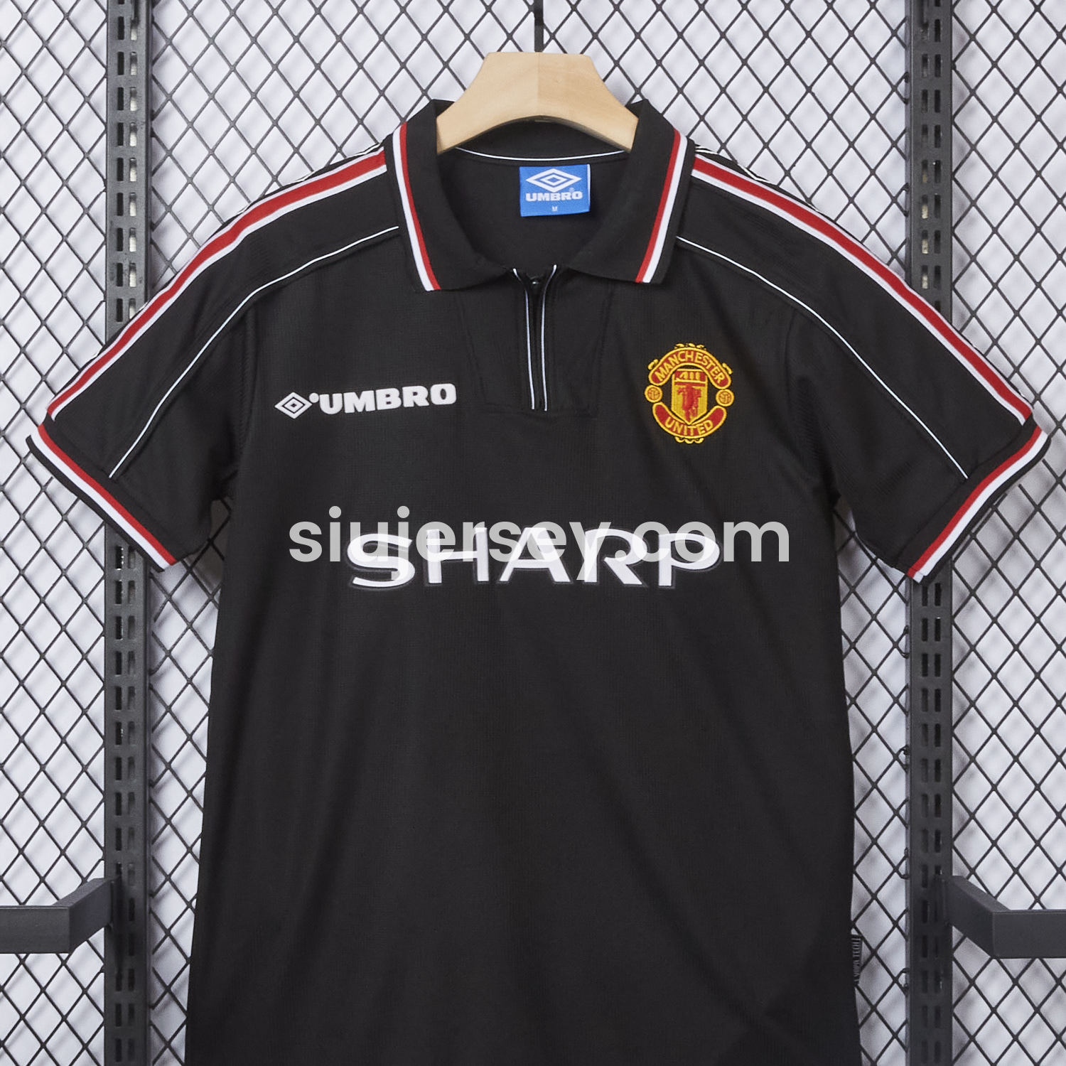 SIUjerseys-Retro Manchester United 1998-99 Black Jersey