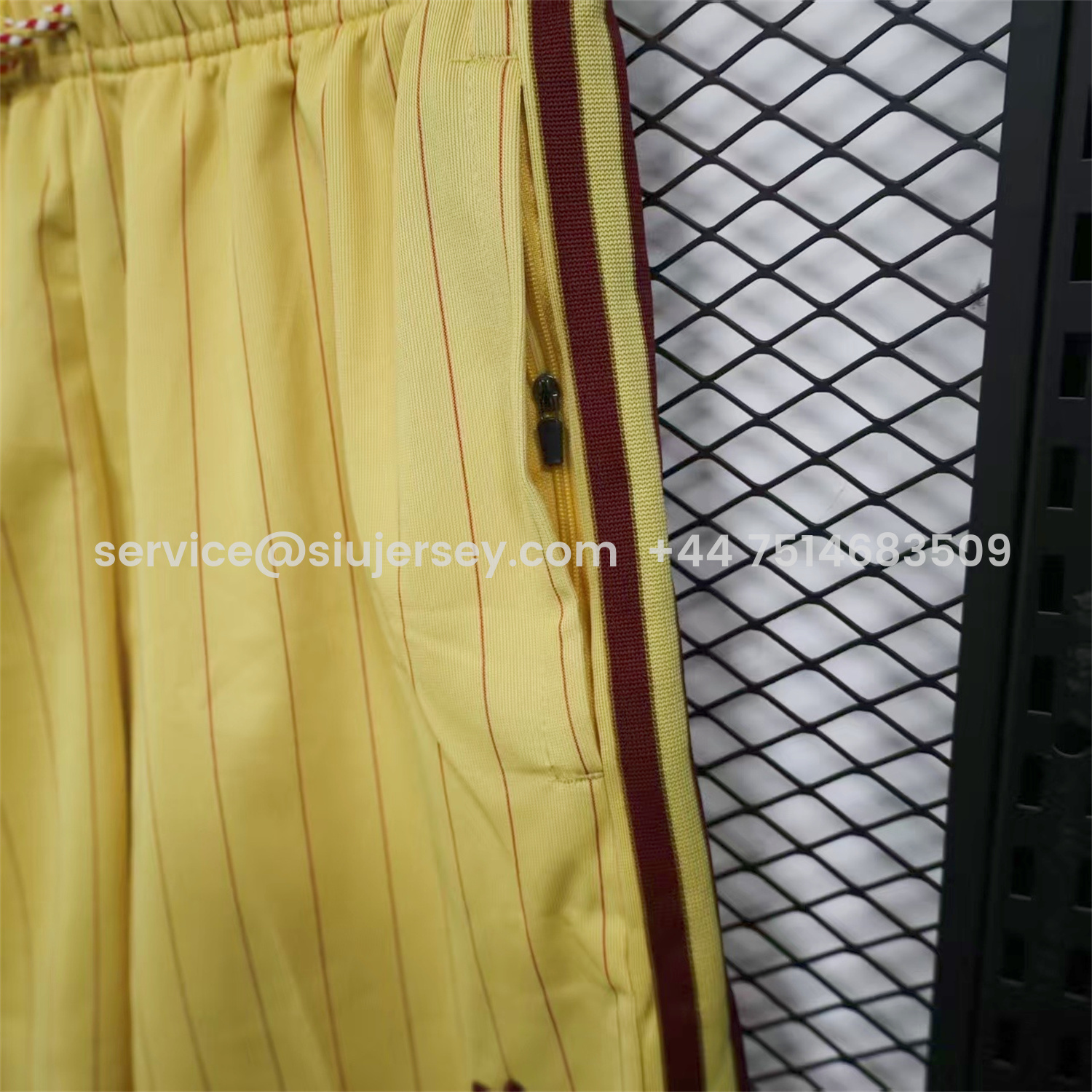SIUjerseys-Arsenal 25-26 Trefoil Yellow Travel Shorts - Player Version