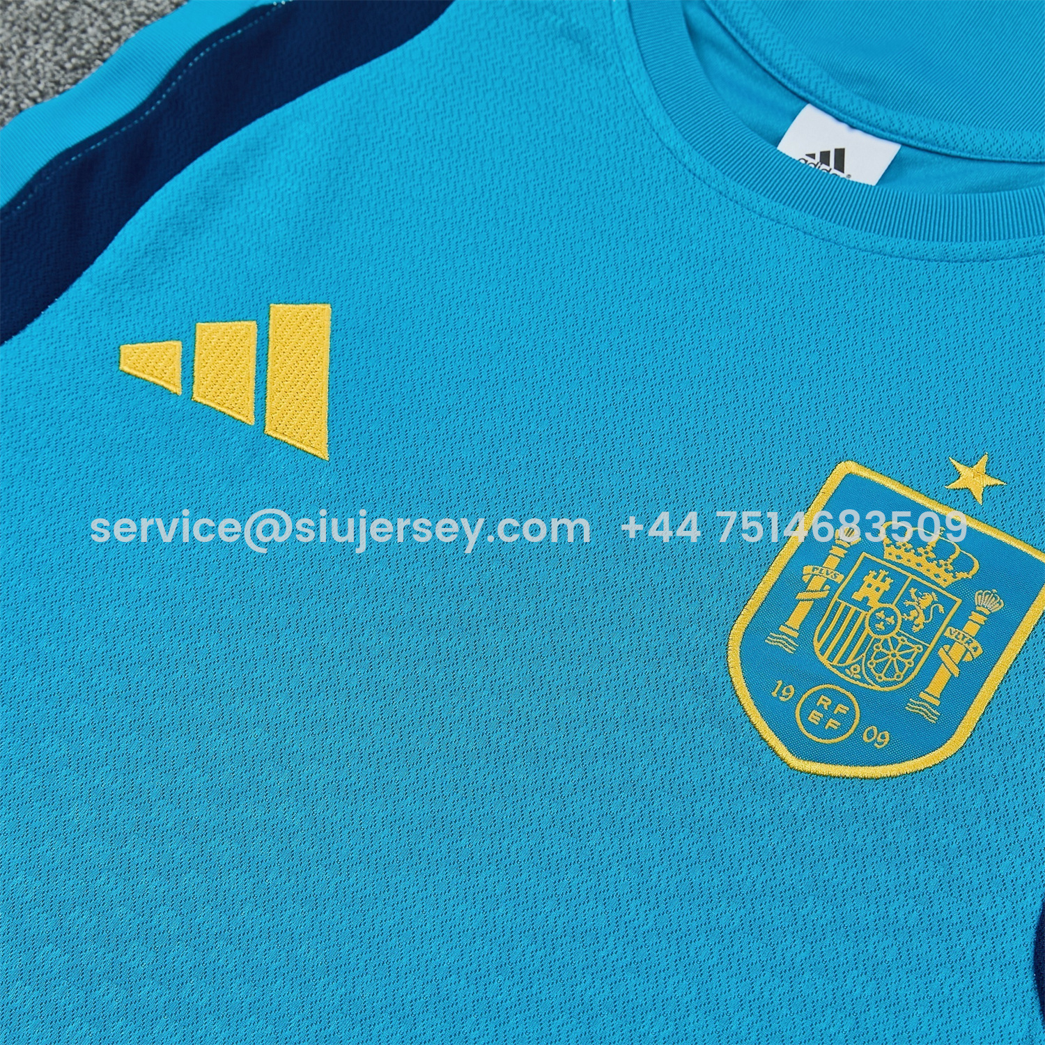 SIUjerseys-Spain 2026 Vest Training Set - Lake Blue Vest and Dark Blue Shorts