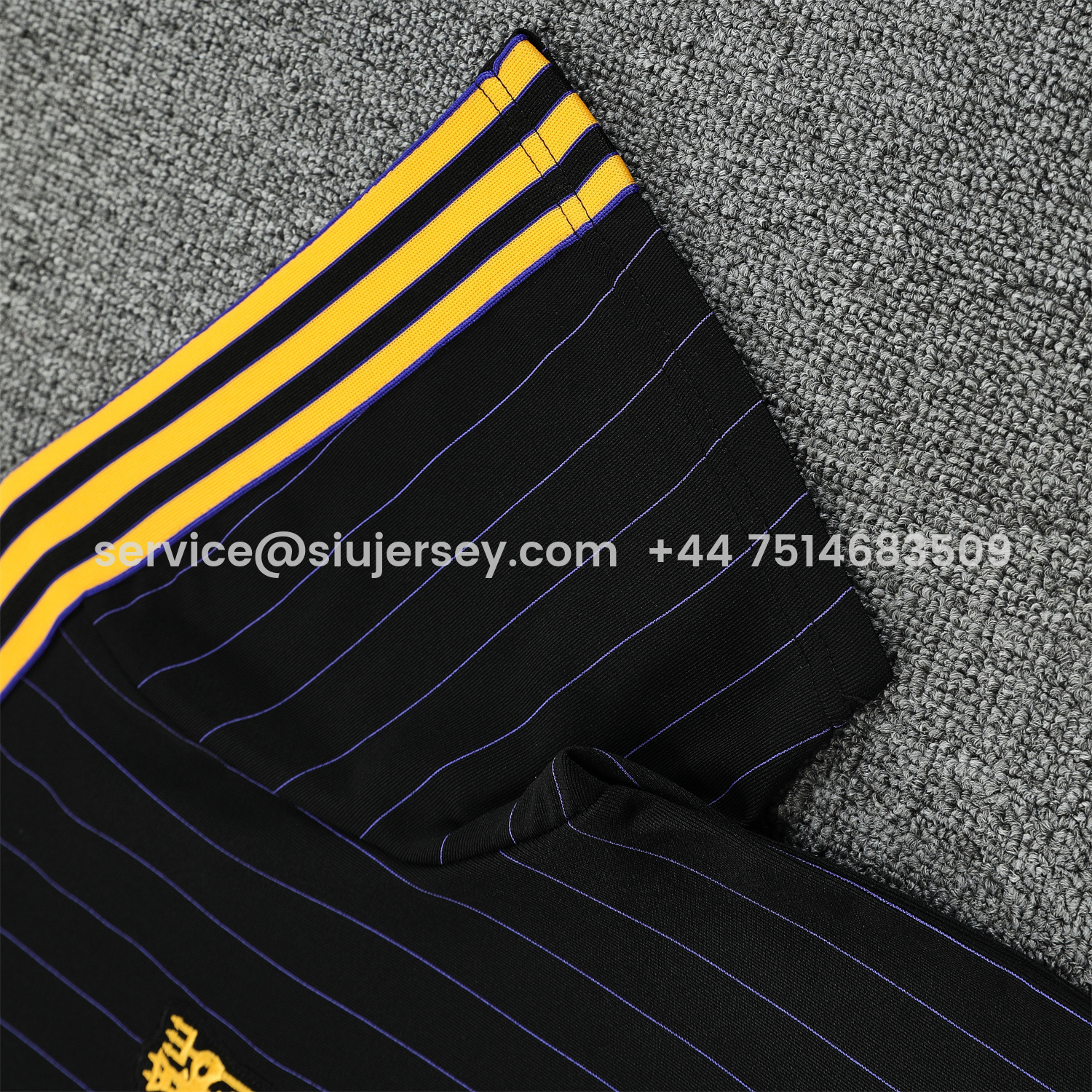 SIUjerseys-Manchester United 25-26 Short-Sleeve Training Set - Black Top & Black Shorts