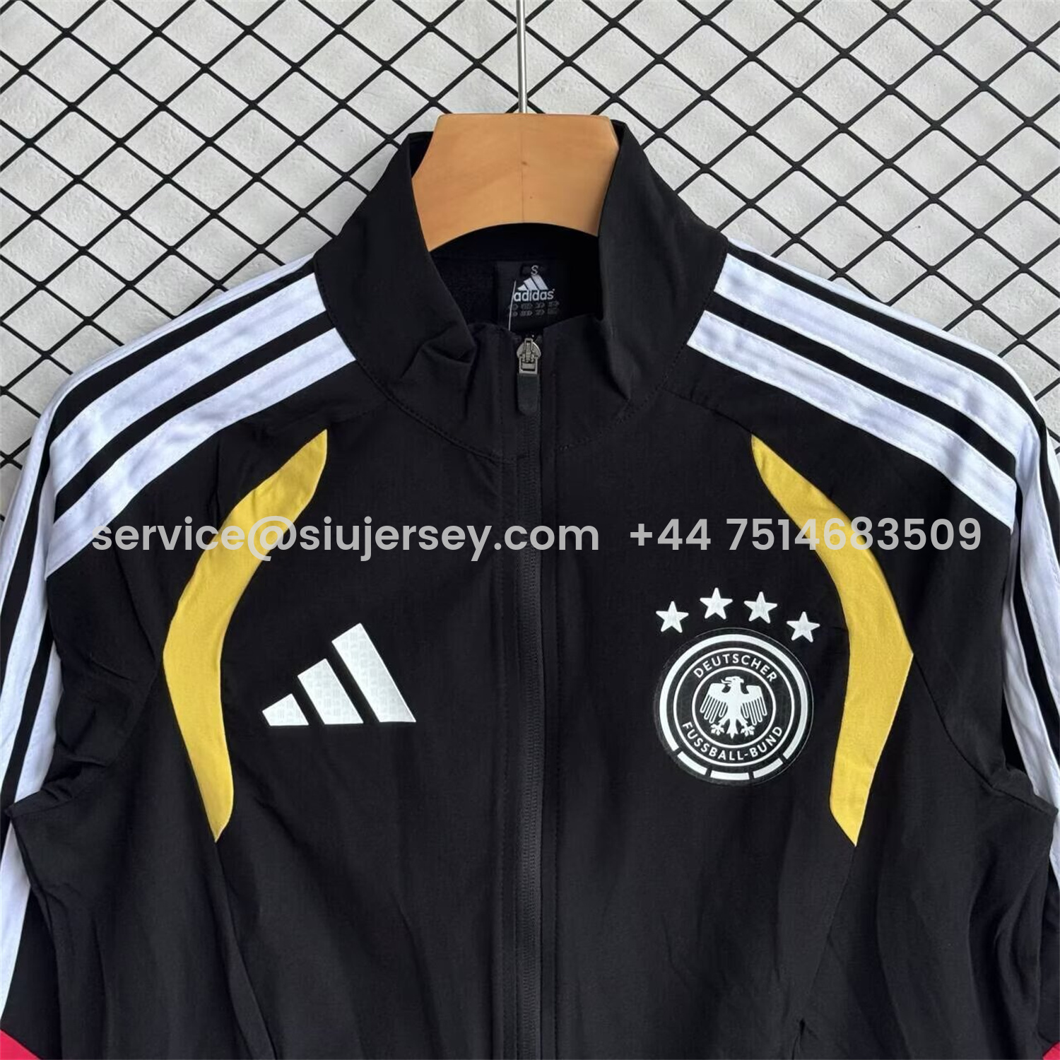 SIUjerseys-Germany 2026 Windbreaker Training Set - Black Red Top and Pants