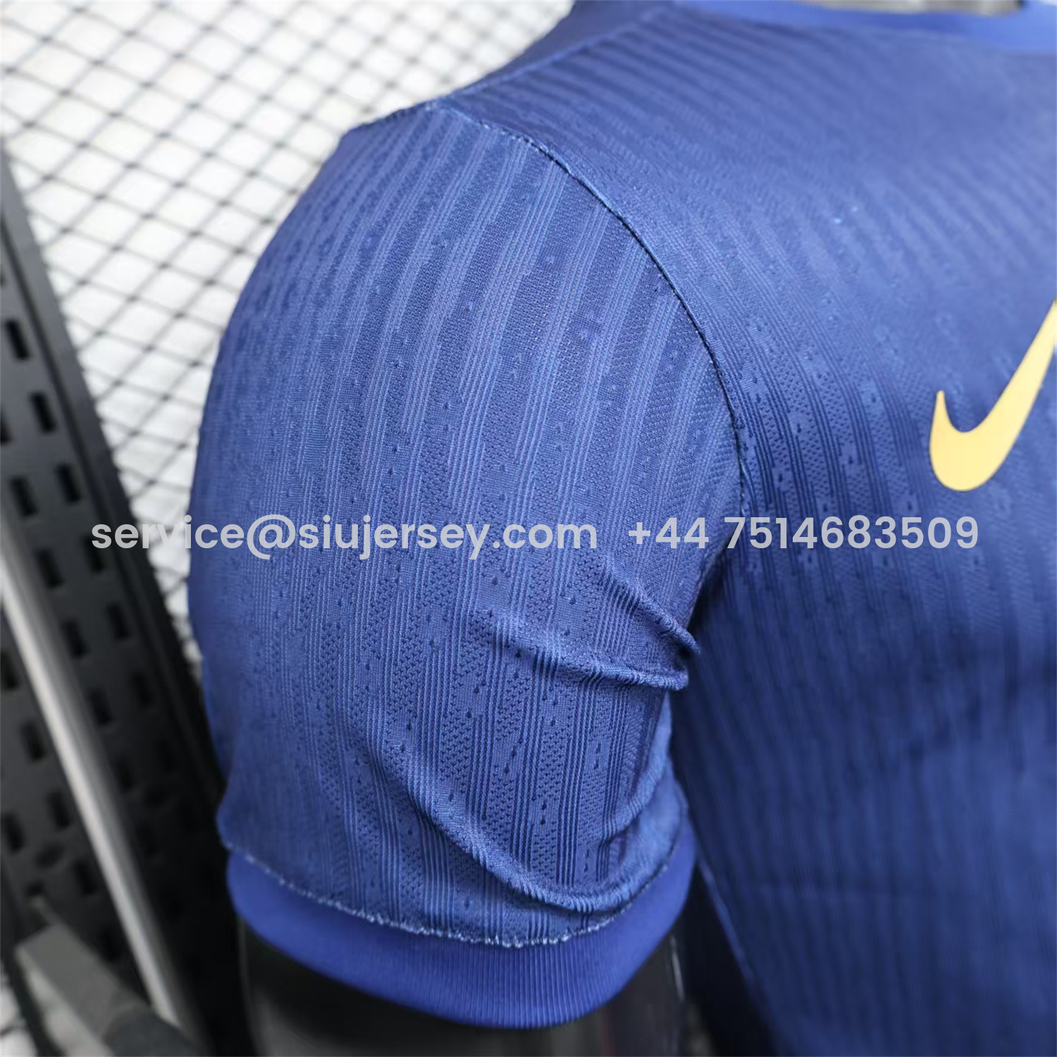 SIUjerseys-Barcelona 25-26 Red & Blue Guards Dark Blue Special Jersey - Player Version