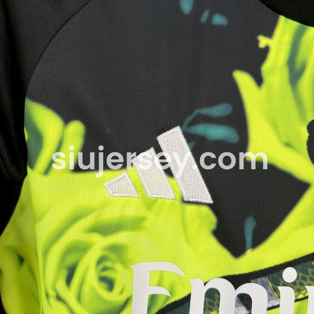 SIUjerseys-Real Madrid 25-26 Snake and Green Flowers Black Jersey - Fans Version