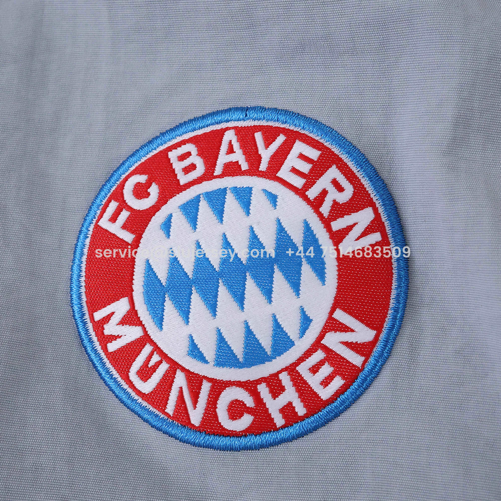 SIUjerseys-Bayern Munich 25-26 Grey Throwback Windbreaker Jacket - Grey