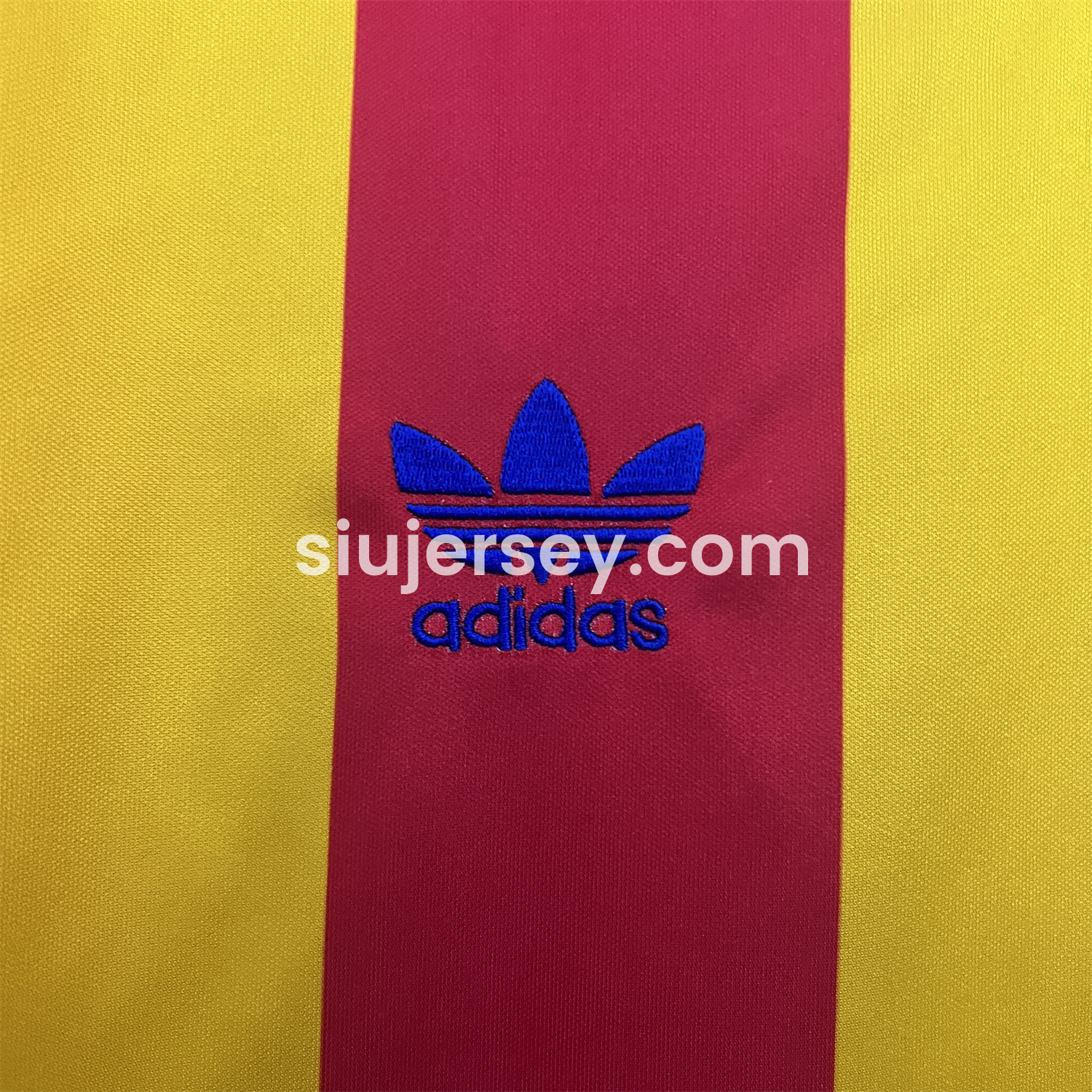 SIUjerseys-Retro Valencia 1980-82 Away Jersey