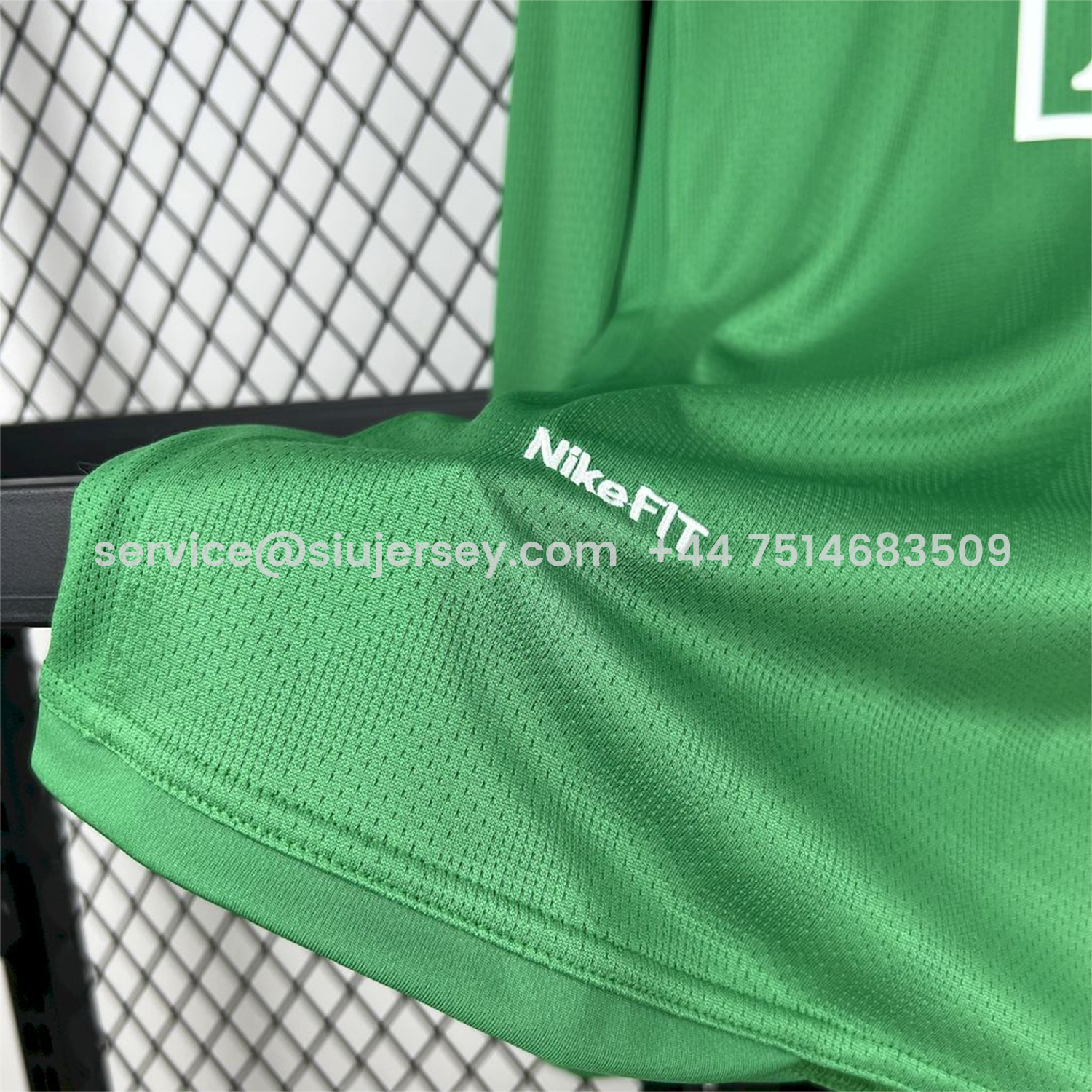 SIUjerseys-Retro Manchester United 2007-08 Green Goalkeeper Long Sleeves Jersey