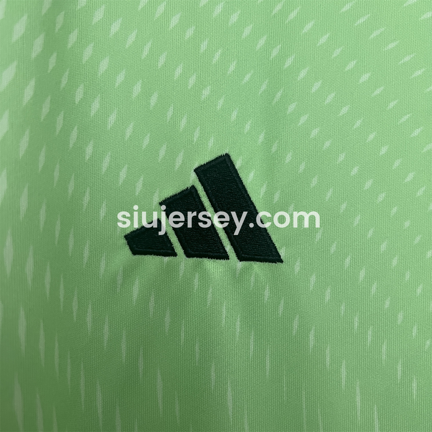 SIUjerseys-Bayern Munich 25-26 Green Goalkeeper Jersey - Fans Version