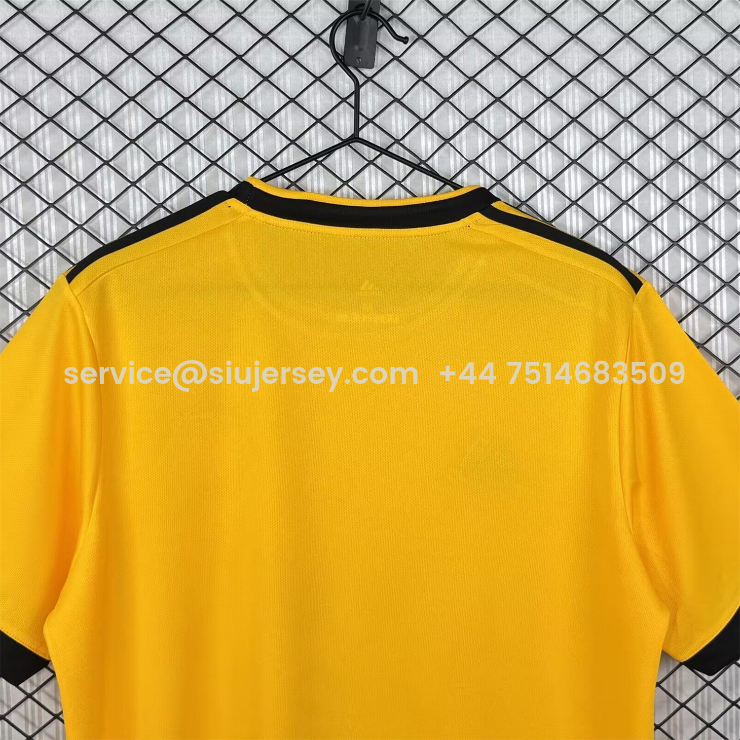 SIUjerseys-Retro Wolverhampton Wanderers Wolves 2018-19 Home Jersey