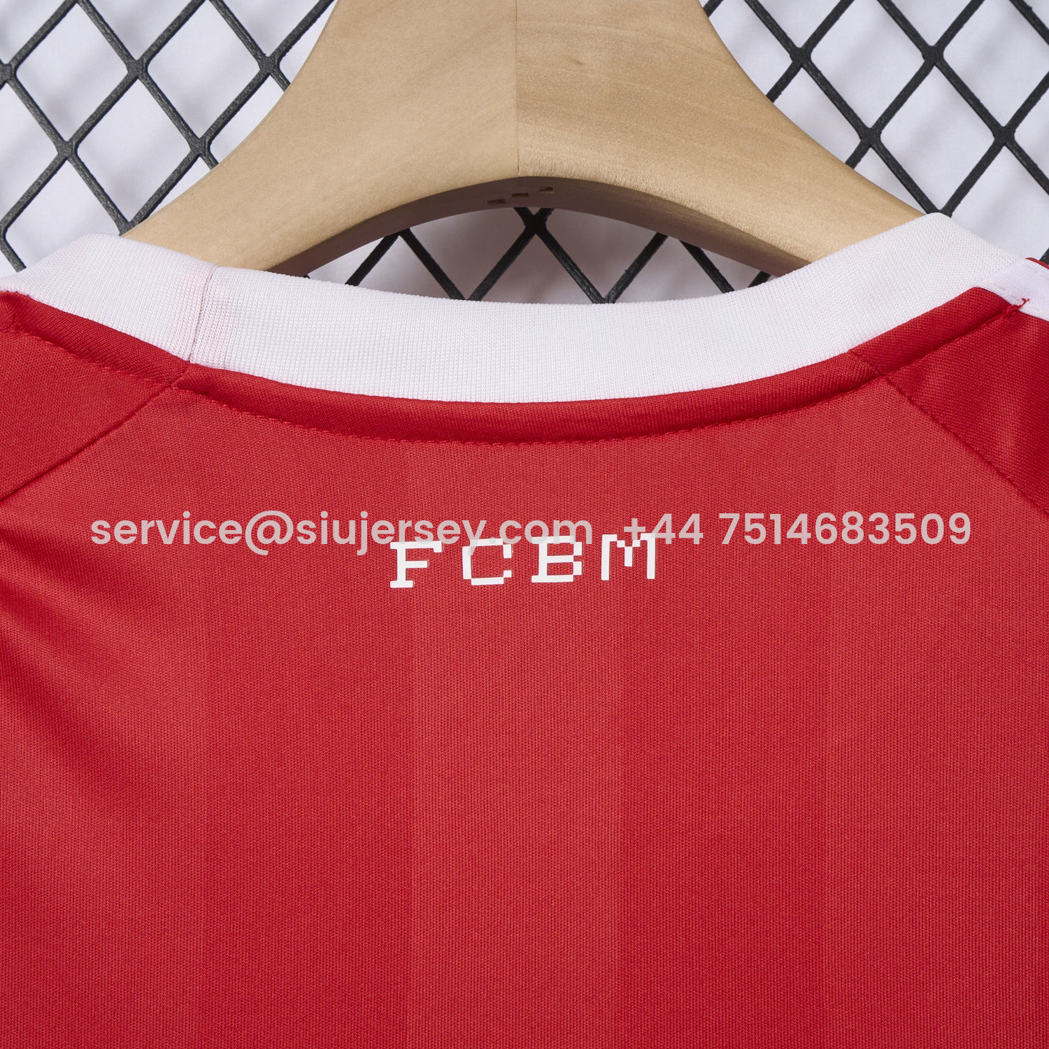 SIUjerseys-Bayern Munich 25-26 Red Trefoil Goalkeeper Jersey - Fans Version