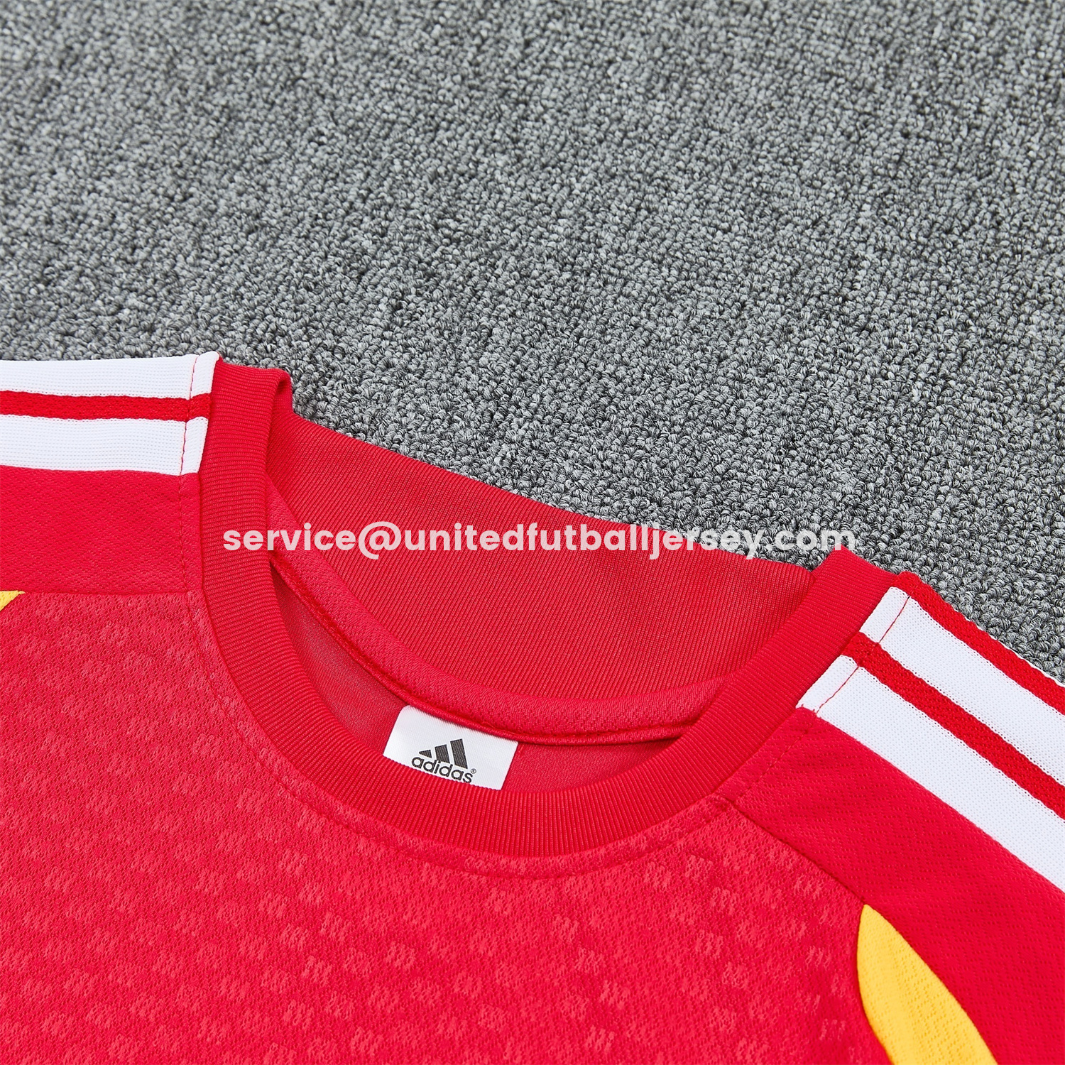 unitedfutballjersey-Germany 2026 Short-Sleeve Training Set - Red Top and Black Shorts
