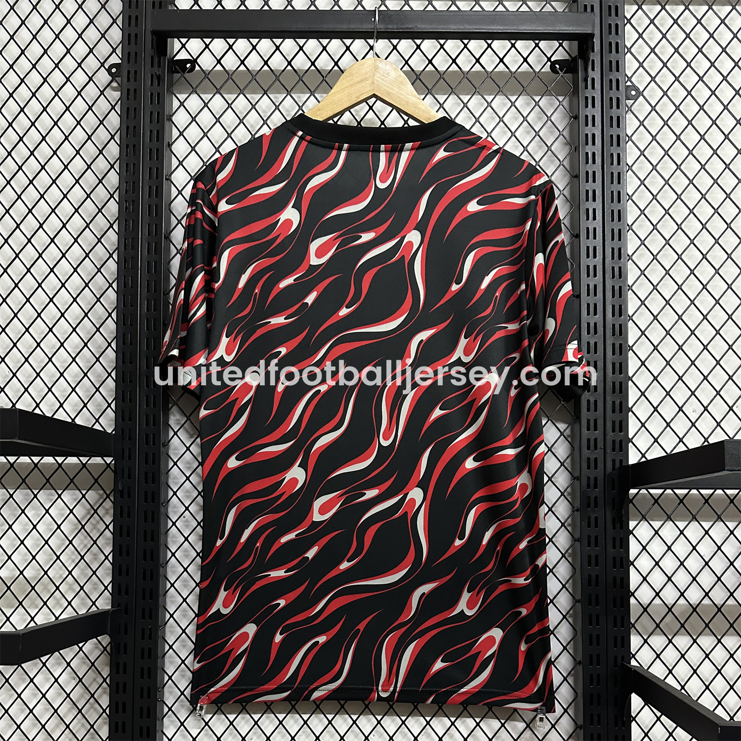 unitedfutballjersey-Manchester United 25-26 Black and Red Pre-Match Traning Jersey - Fans Version