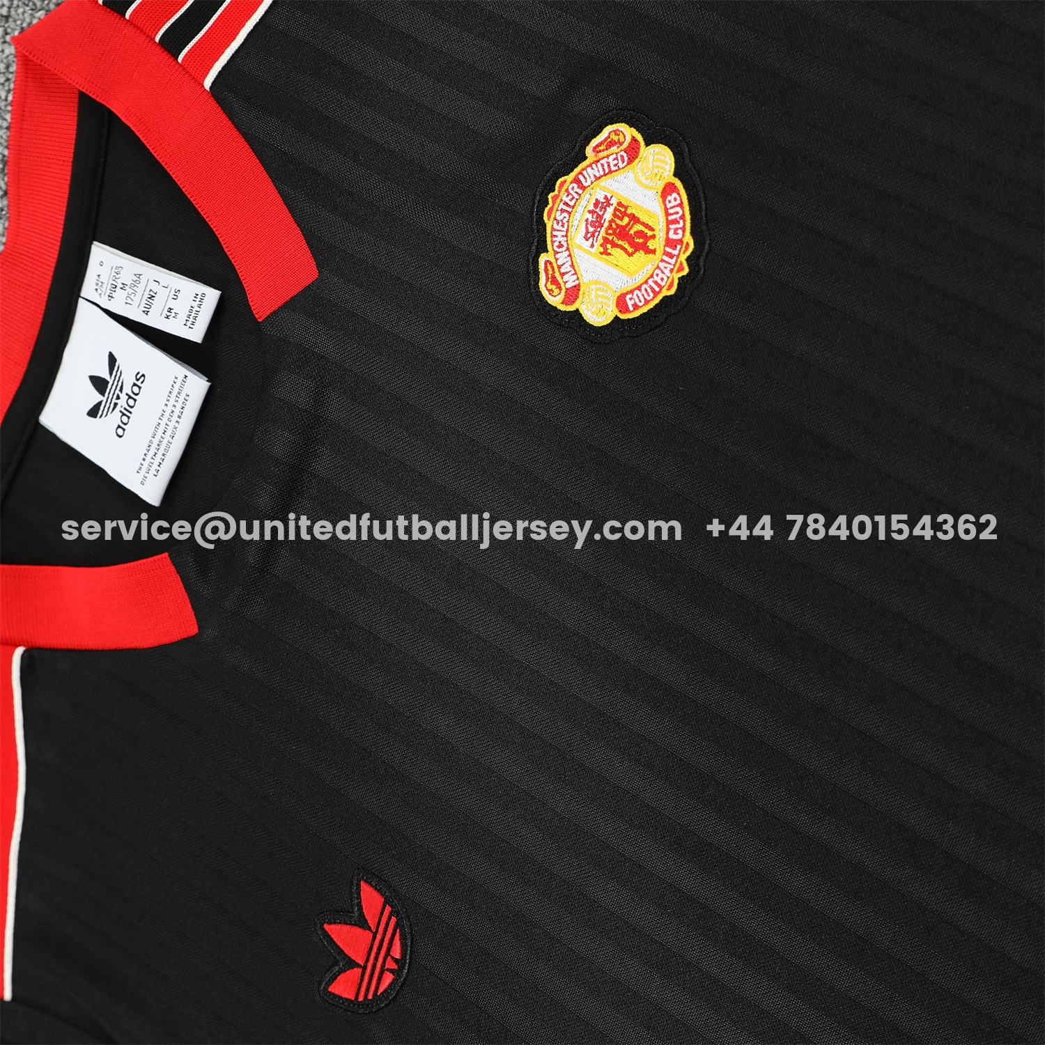 unitedfutballjersey-Manchester United 25-26 Vest Training Set - Red Retro Logo Black Vest & Black Shorts