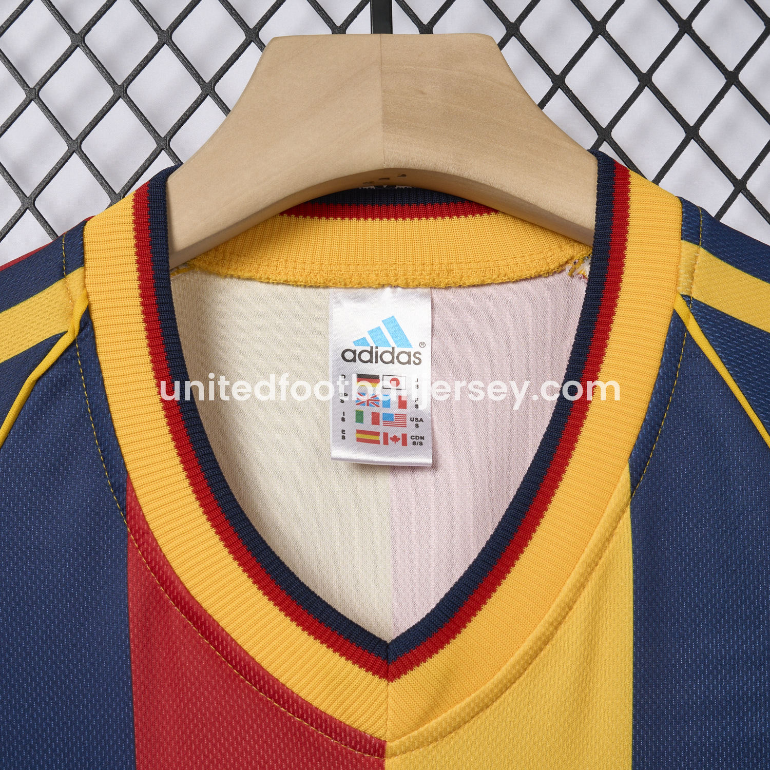 unitedfutballjersey-Retro Galatasaray 1998-99 Third Jersey