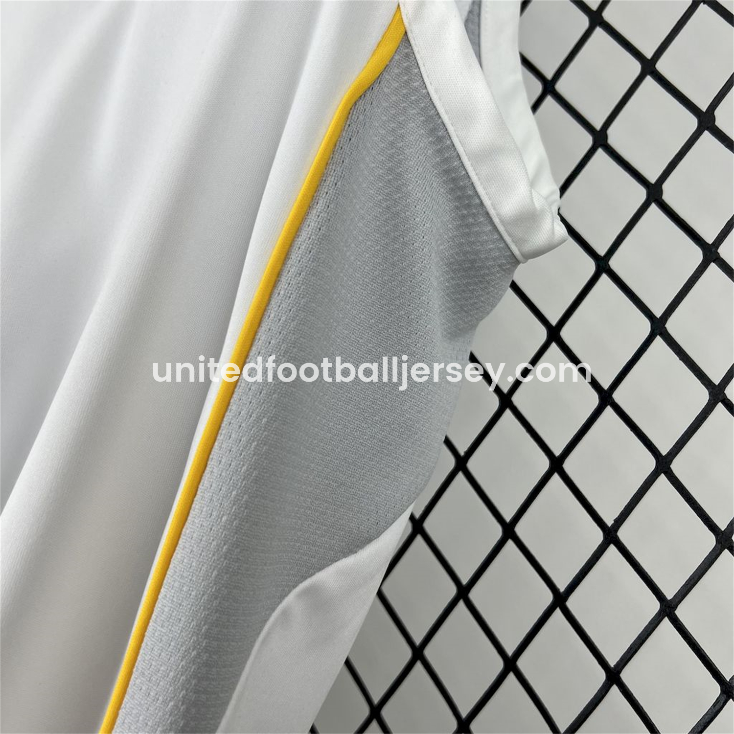 unitedfutballjersey-Real Madrid 25-26 Home Vest - Fans Version