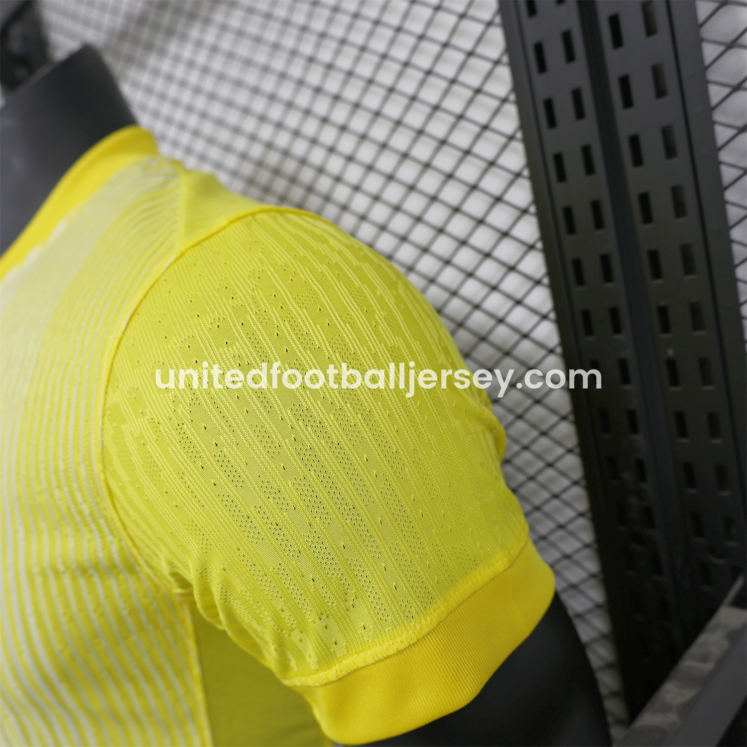 unitedfutballjersey-France 2025-26 Yellow Goalkeeper Jersey - Player Version